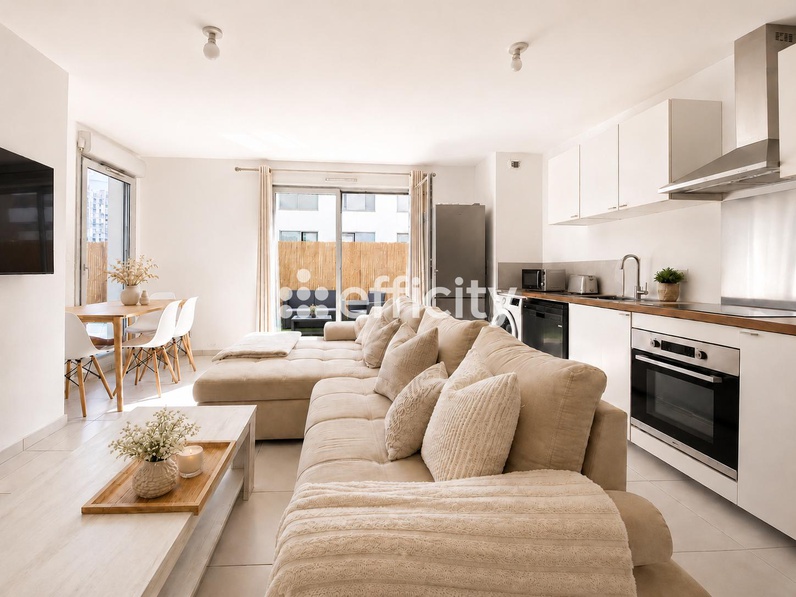 appartement 3 pièces - 52,3m2 à Marseille (13003)