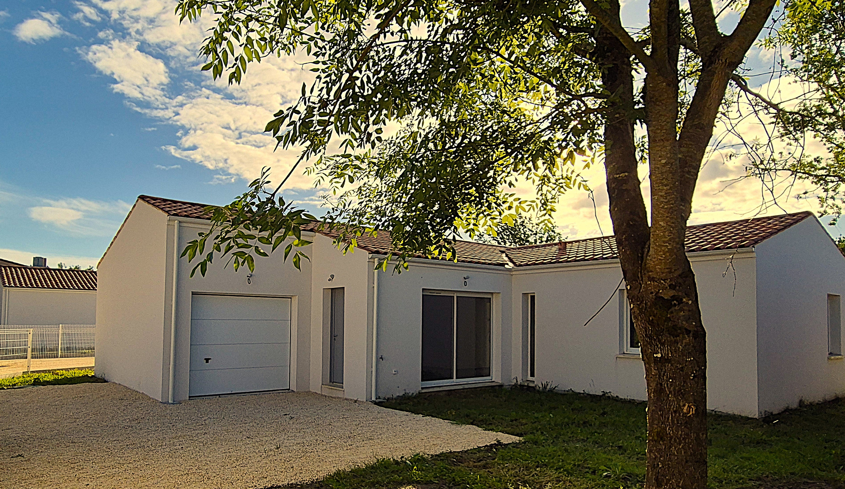 Achat immobilier Maison 4 pièces  104m2 à Breuillet (17920) - Photo n°1