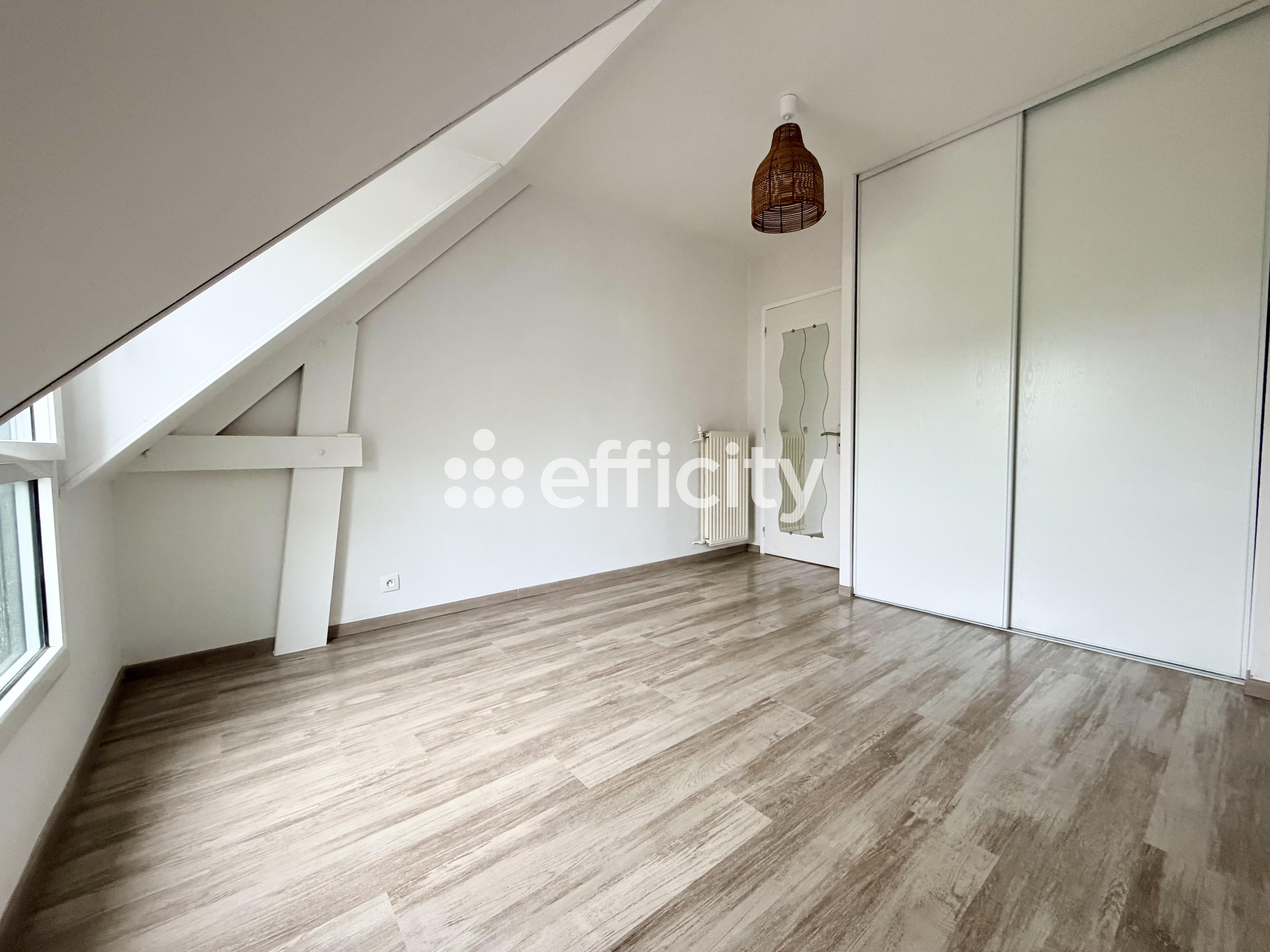 Achat immobilier Maison 7 pièces  140m2 à Châteaugiron (35410) - Photo n°9