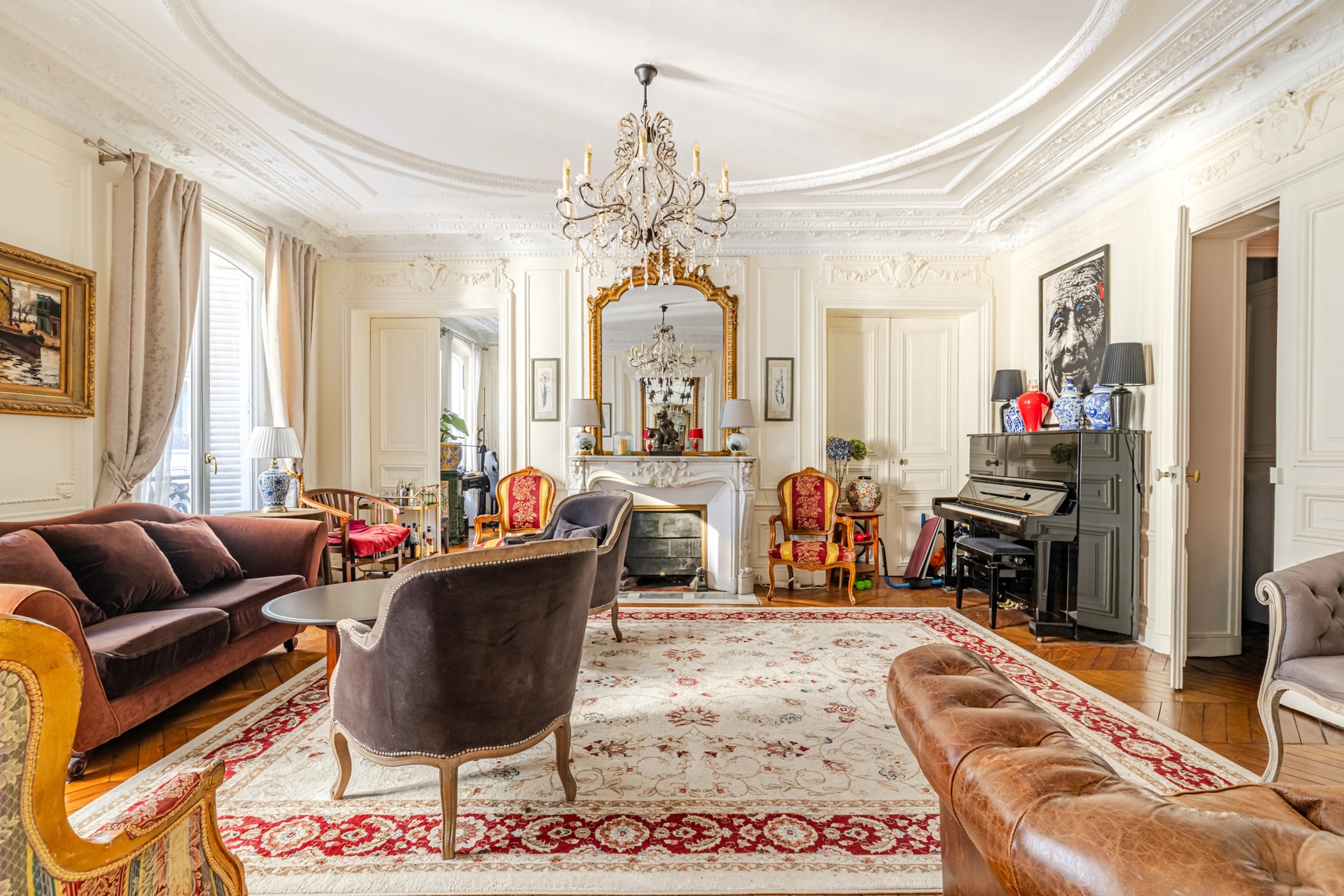 appartement 6 pièces - 166m2 à Paris (75116)