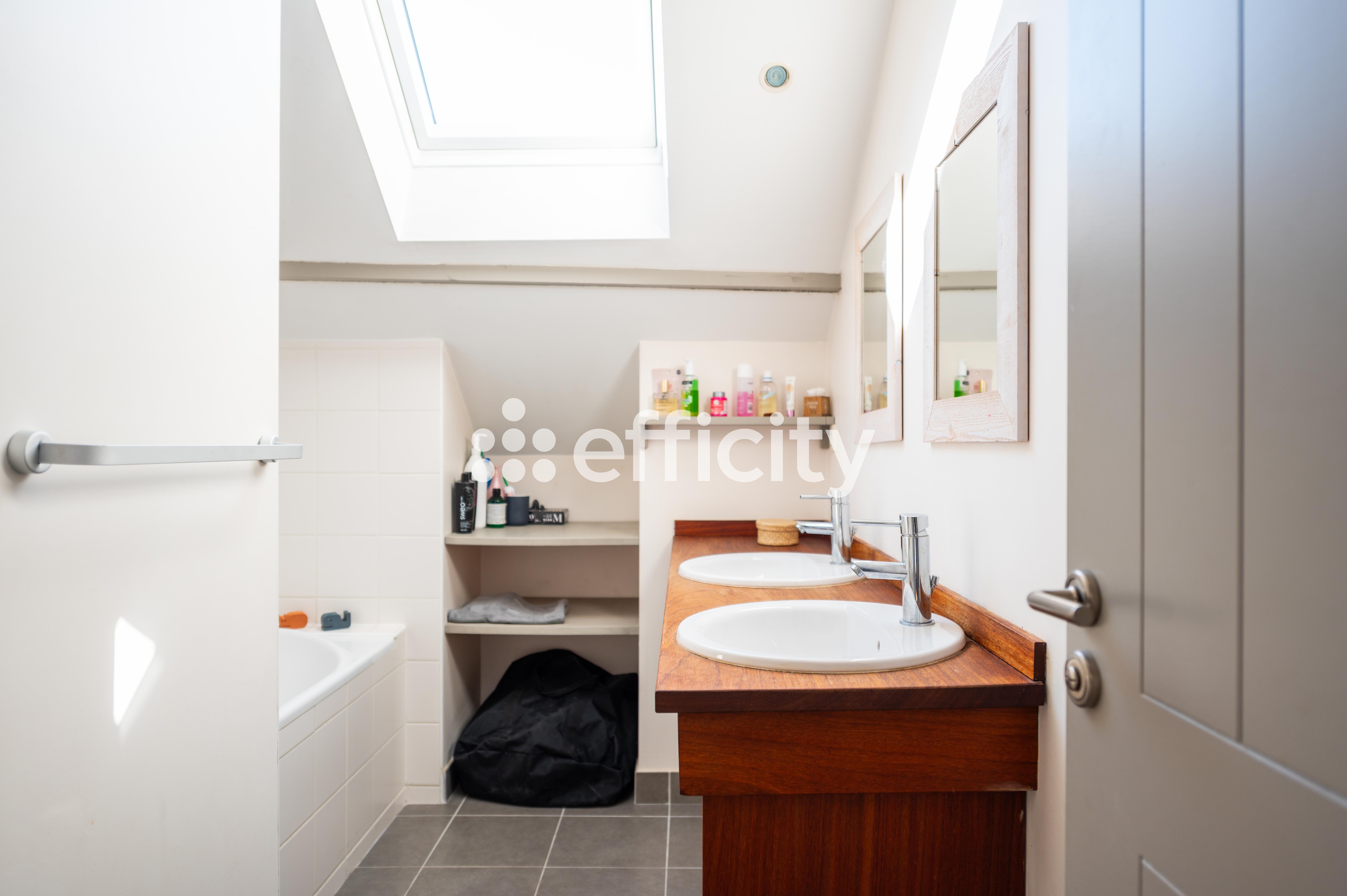 Achat immobilier Maison 9 pièces  196m2 à Nantes (44100) - Photo n°12