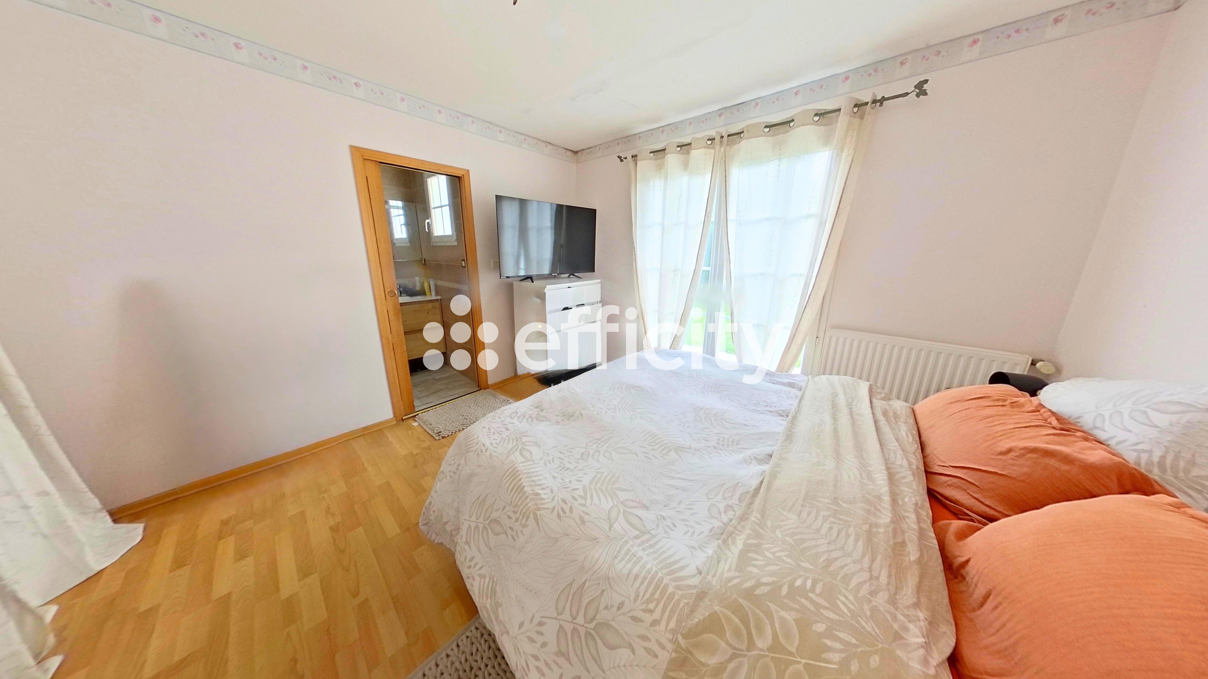 Achat immobilier Maison 9 pièces  230m2 à Acigné (35690) - Photo n°8