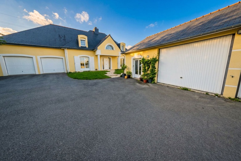maison 9 pièces - 230m2 à Acigné (35690)