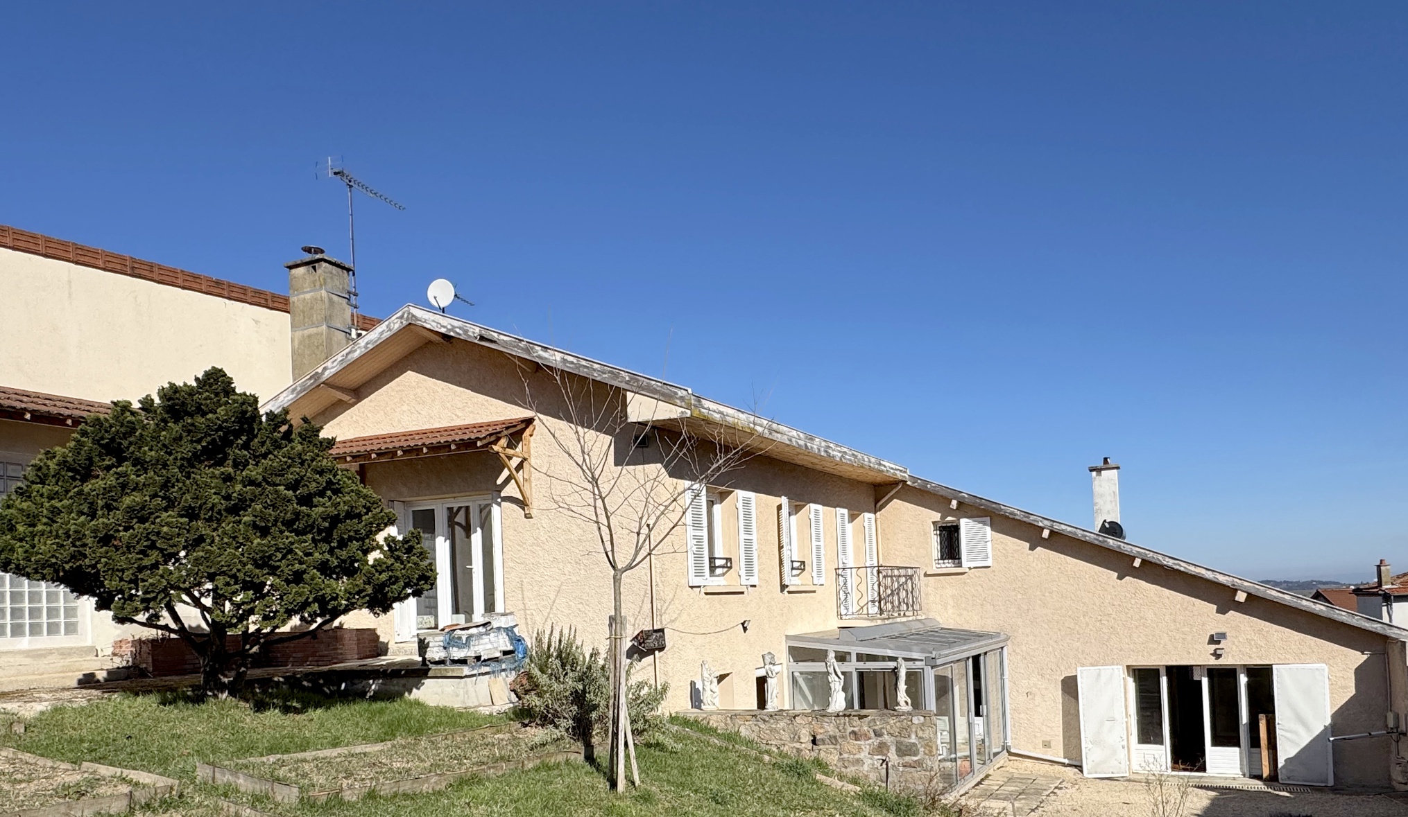 maison 7 pièces - 252m2 à Bully (42260)
