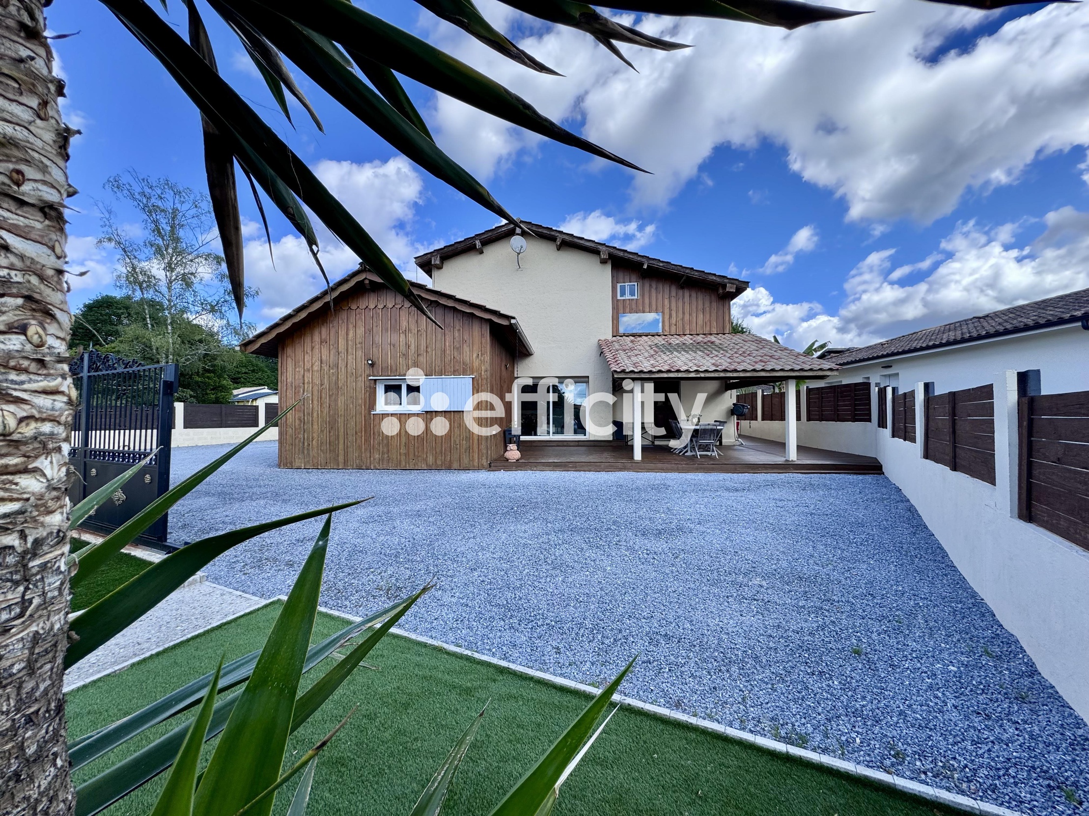 maison 5 pièces - 179,0m2 à Salles (33770)