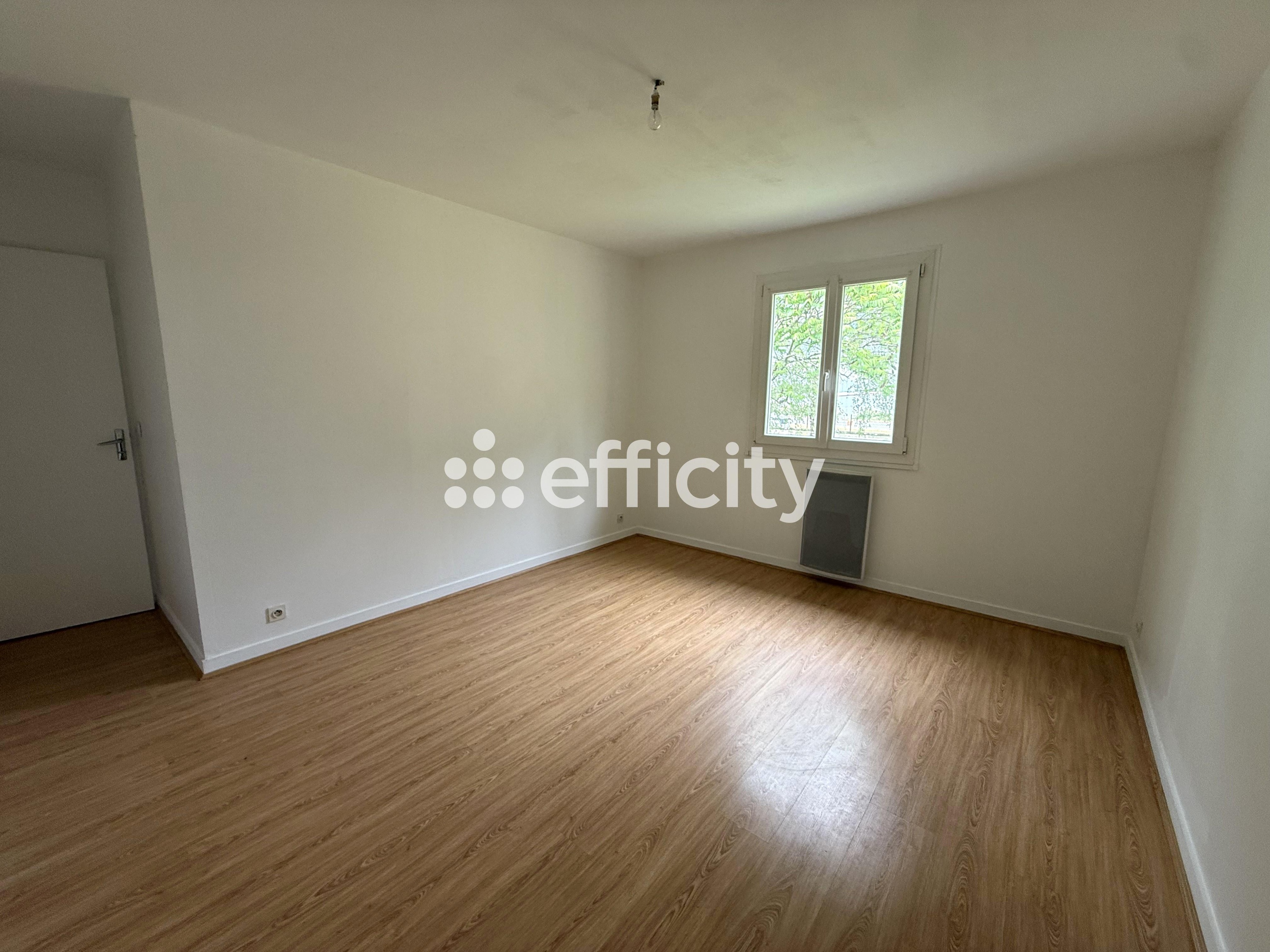 Achat immobilier Maison 5 pièces  106m2 à La Faye (16700) - Photo n°10