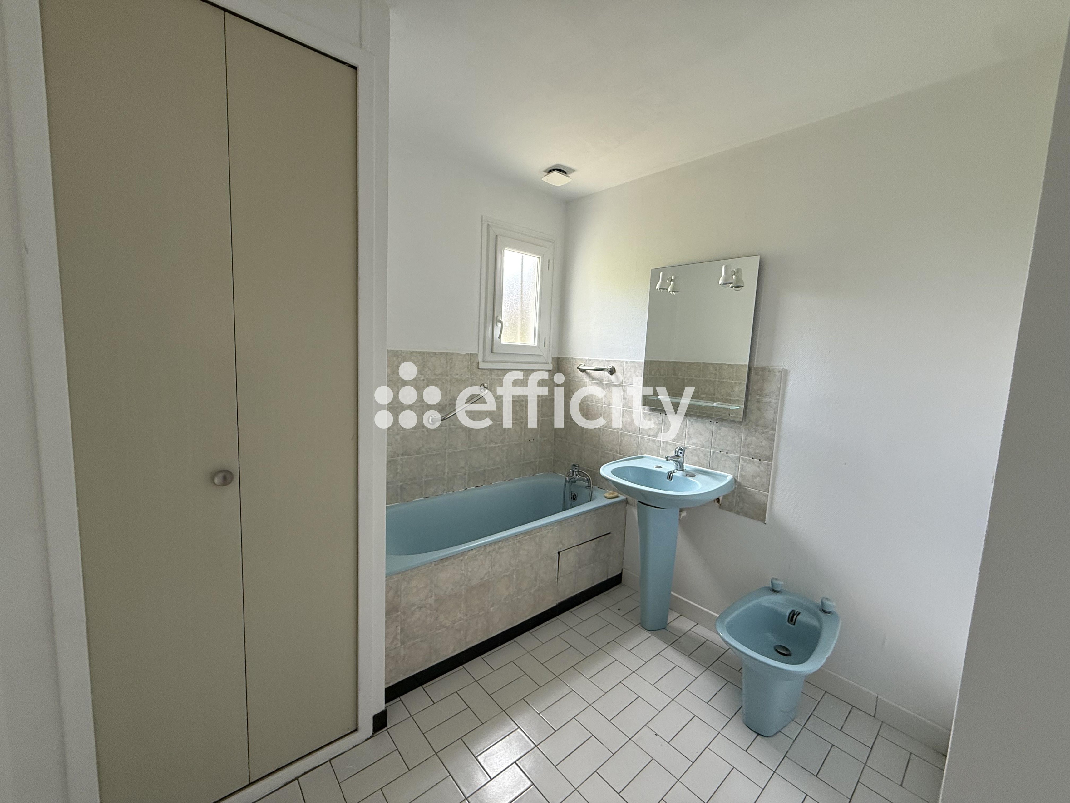 Achat immobilier Maison 5 pièces  106m2 à La Faye (16700) - Photo n°11