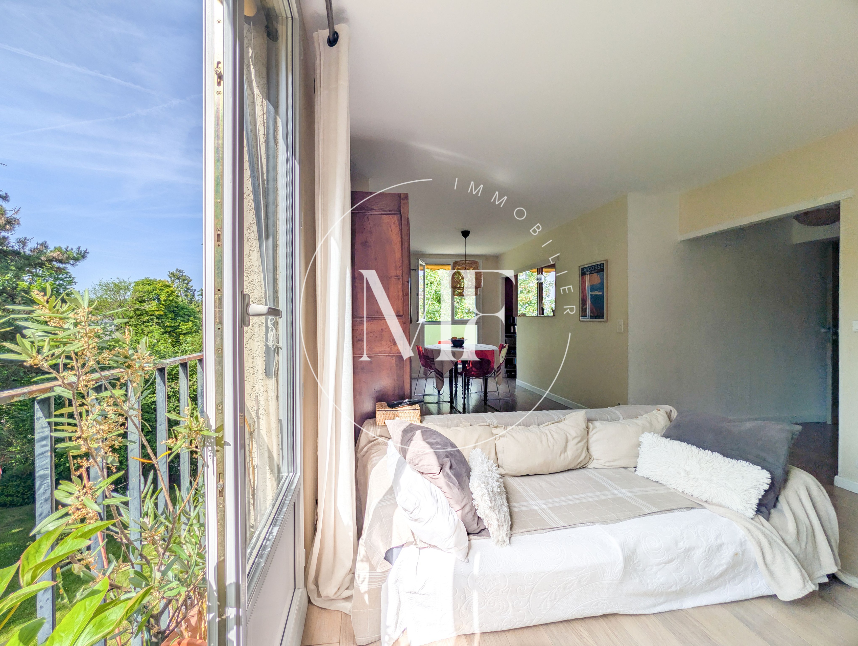 Achat immobilier Appartement 5 pièces  84m2 à Rueil-Malmaison (92500) - Photo n°4