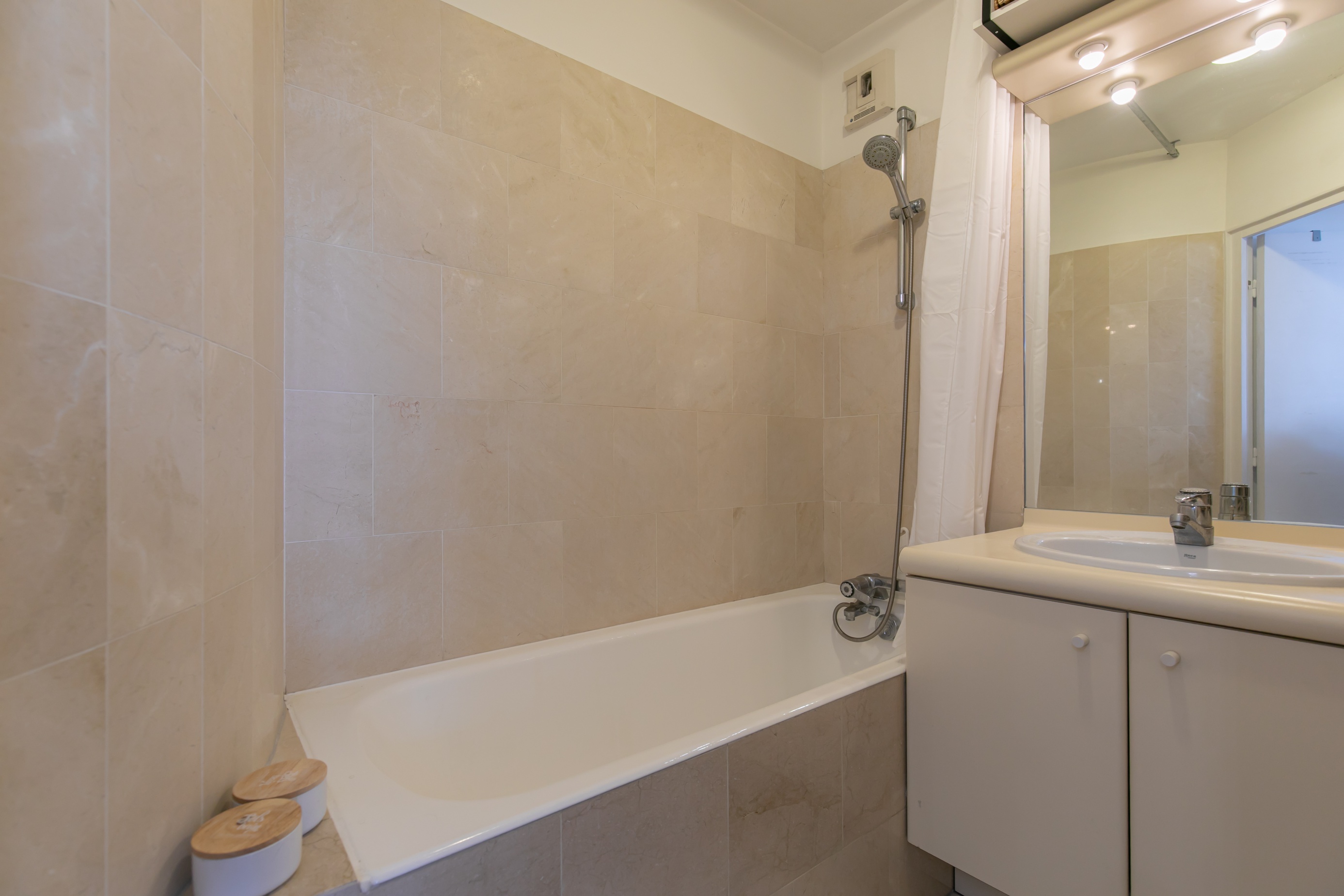 Achat immobilier Appartement 2 pièces  47m2 à Paris (75012) - Photo n°12