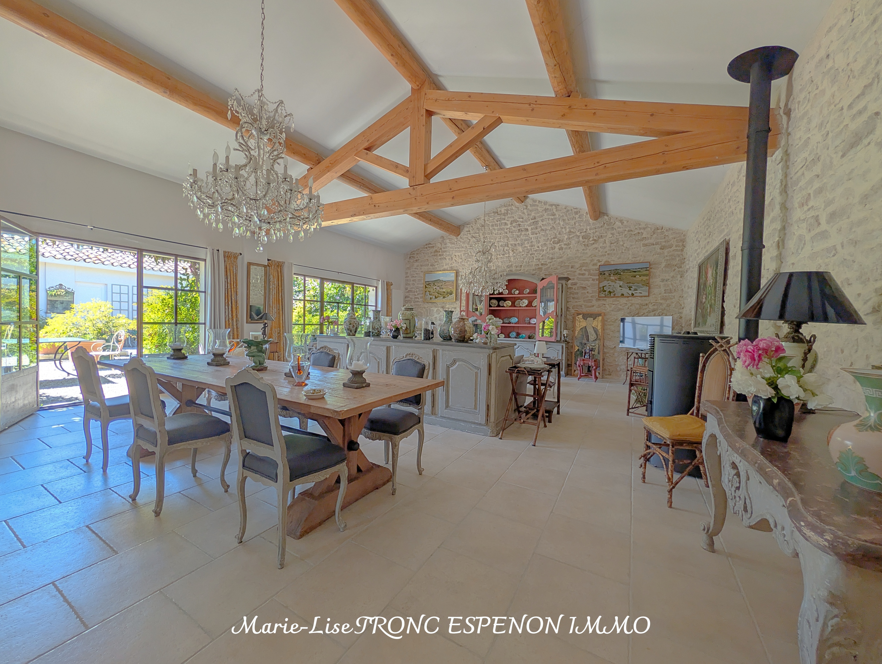 Achat immobilier Maison 7 pièces  185m2 à Velleron (84740) - Photo n°15