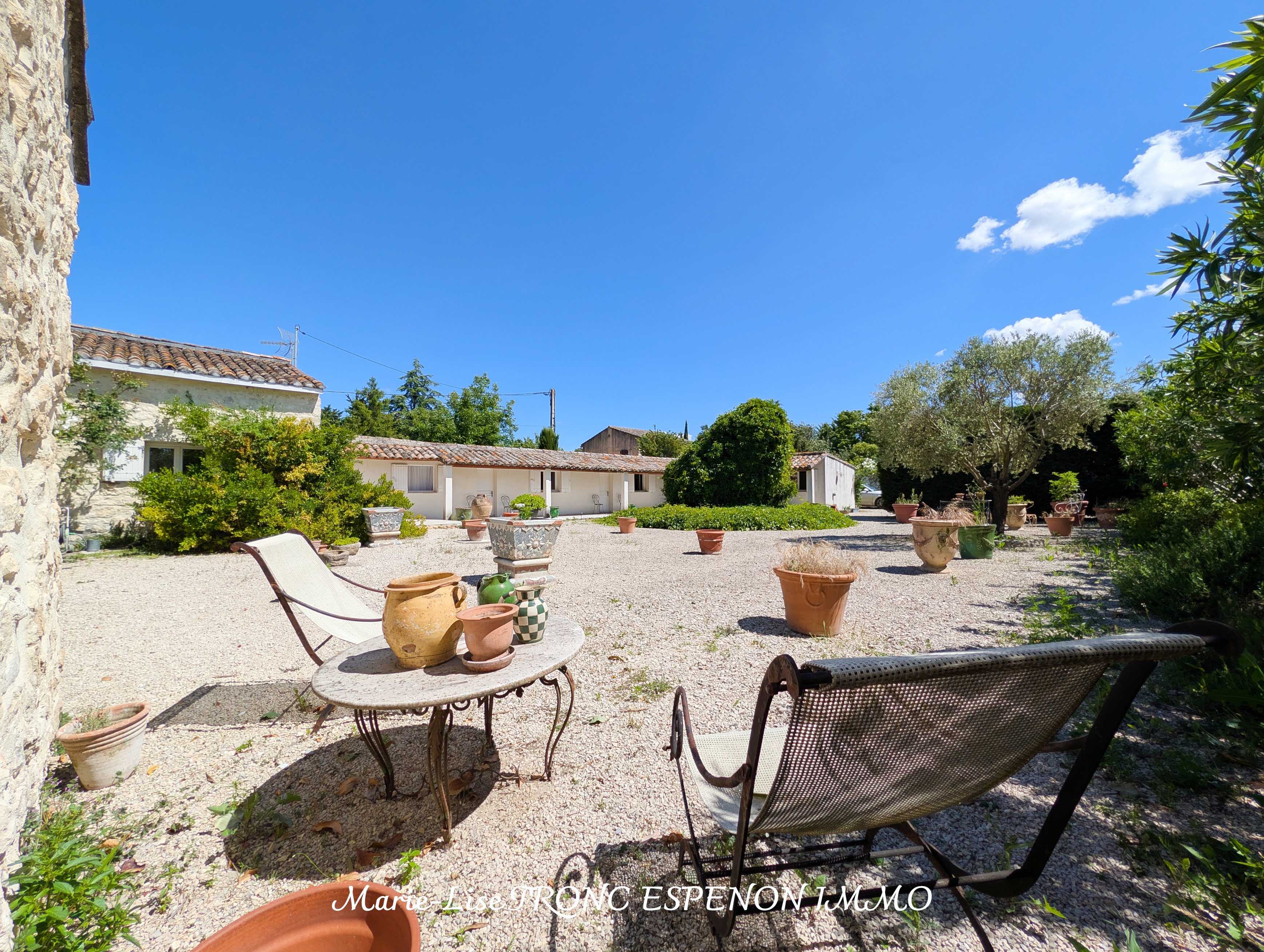 Achat immobilier Maison 7 pièces  185m2 à Velleron (84740) - Photo n°19