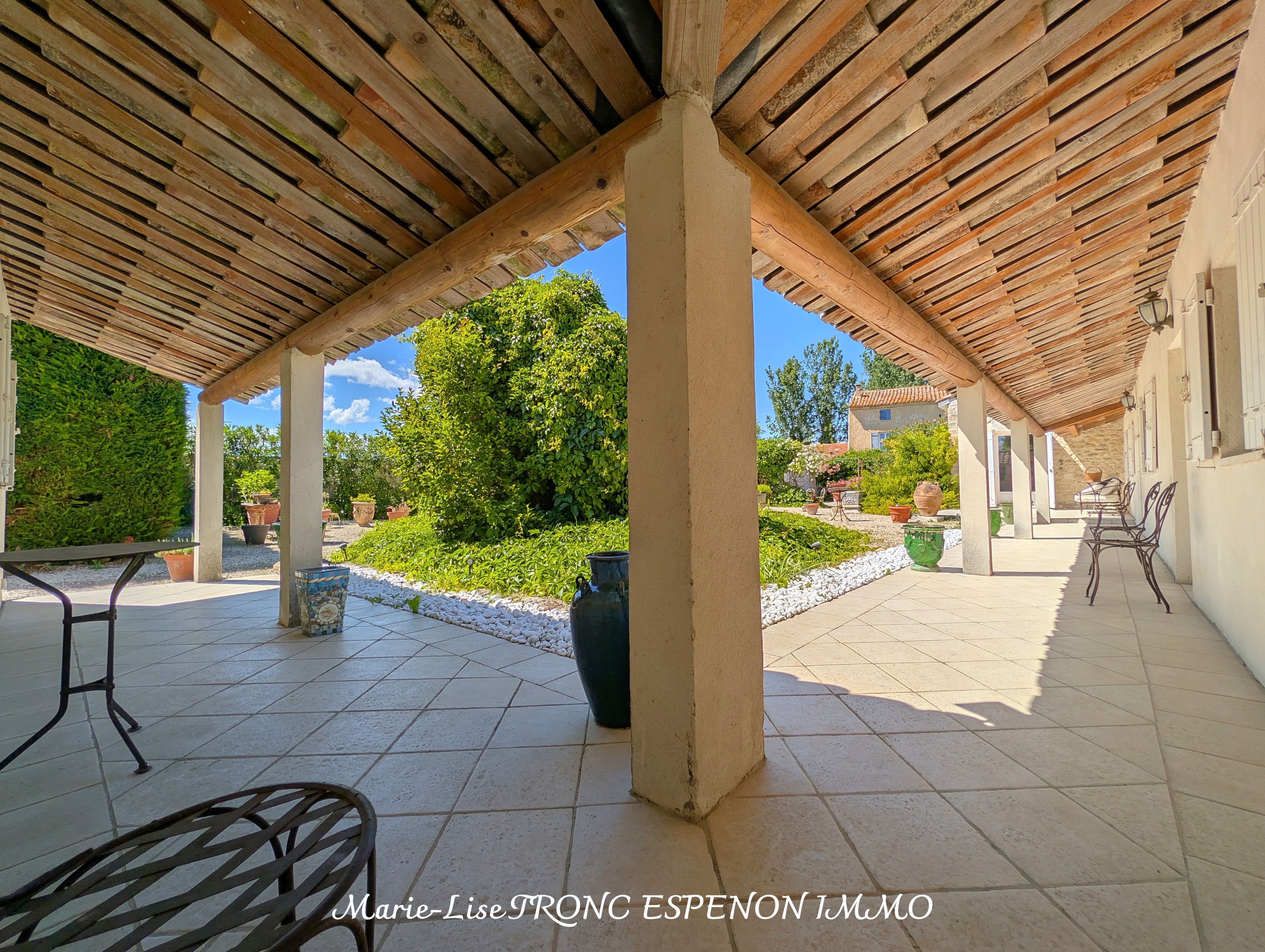 Achat immobilier Maison 7 pièces  185m2 à Velleron (84740) - Photo n°20