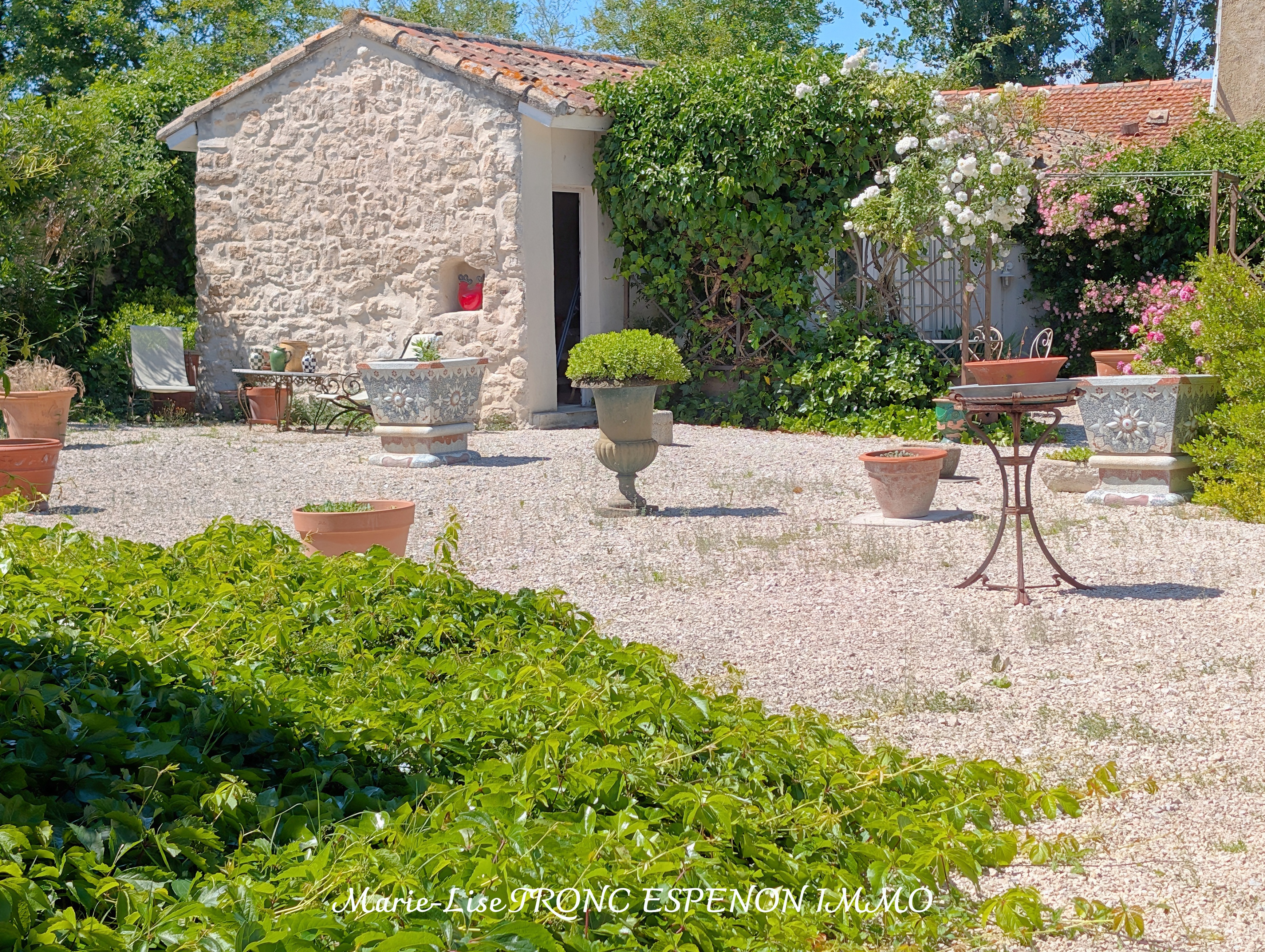 Achat immobilier Maison 7 pièces  185m2 à Velleron (84740) - Photo n°12