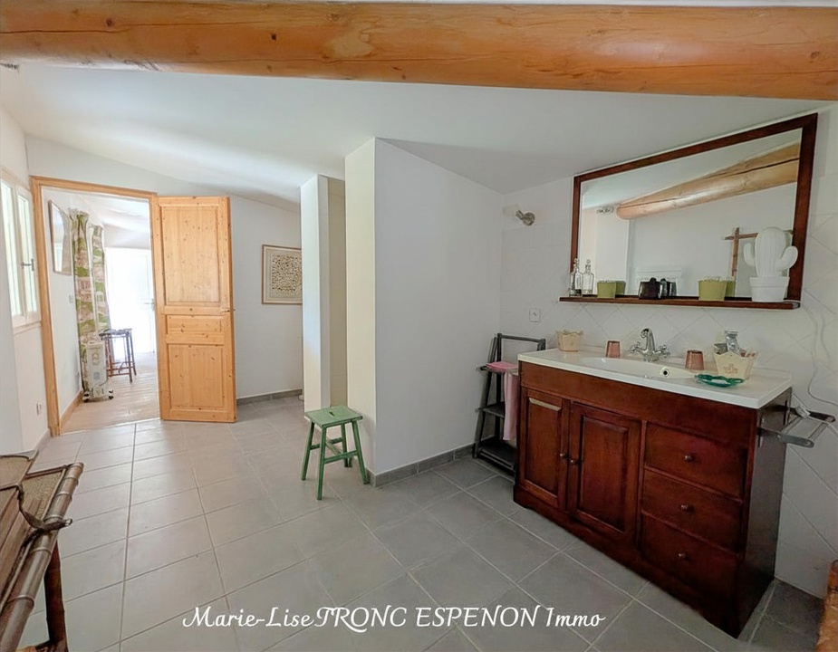 Achat immobilier Maison 7 pièces  185m2 à Velleron (84740) - Photo n°23