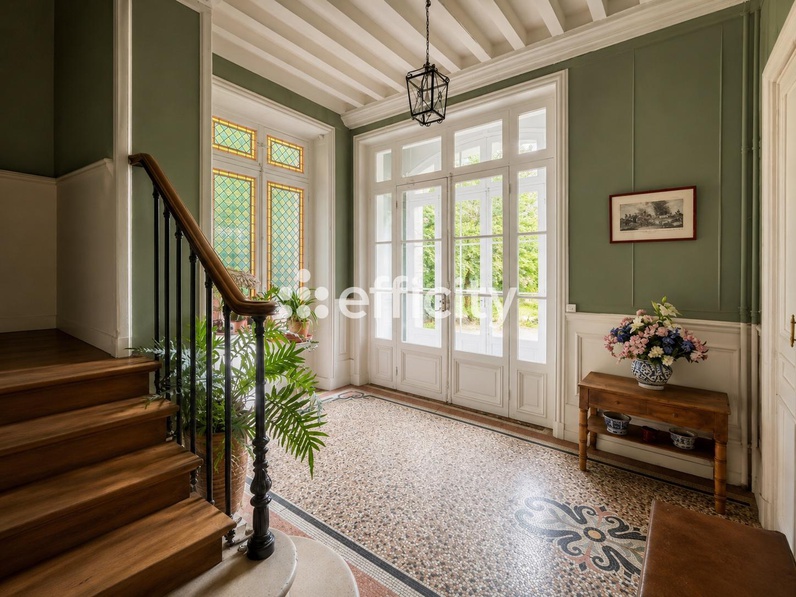 appartement 6 pièces - 157,35m2 à Versailles (78000)