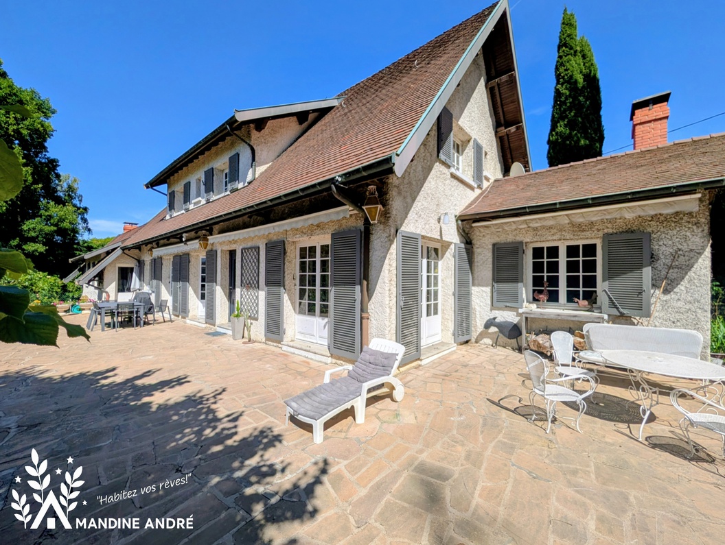 maison 11 pièces - 251,0m2 à Saint-Bernard (01600)