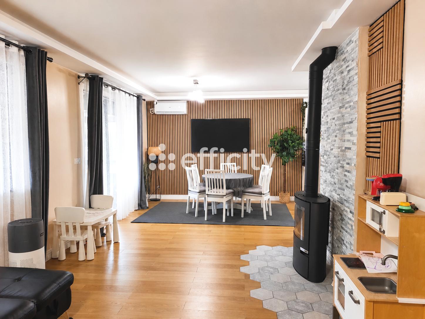 Maison 5 pièces 90 m² · à Châlons-du-Maine · 90 m² · 189 000 €
