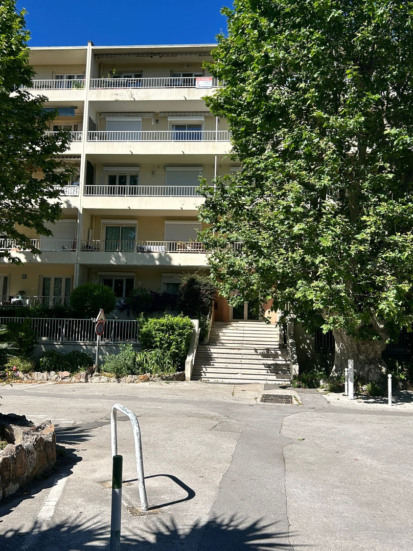 appartement 4 pièces - 68m2 à Toulon (83100)
