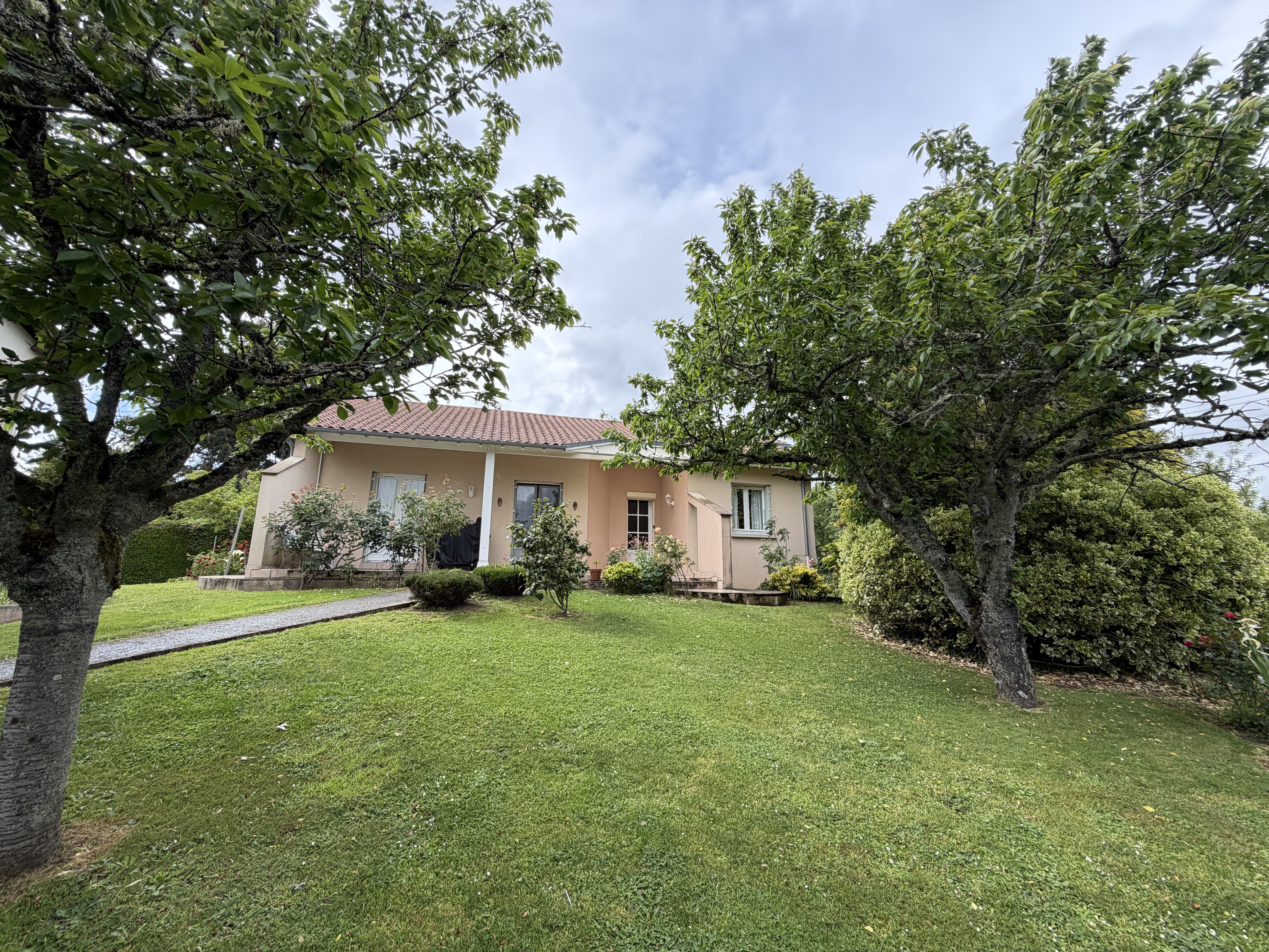 maison 6 pièces - 142m2 à Isle (87170)
