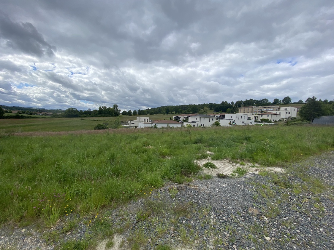 terrain  - 1159m2 à Saint-Étienne (42230)