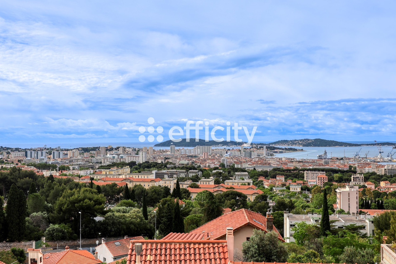 appartement 2 pièces - 49m2 à Toulon (83200)
