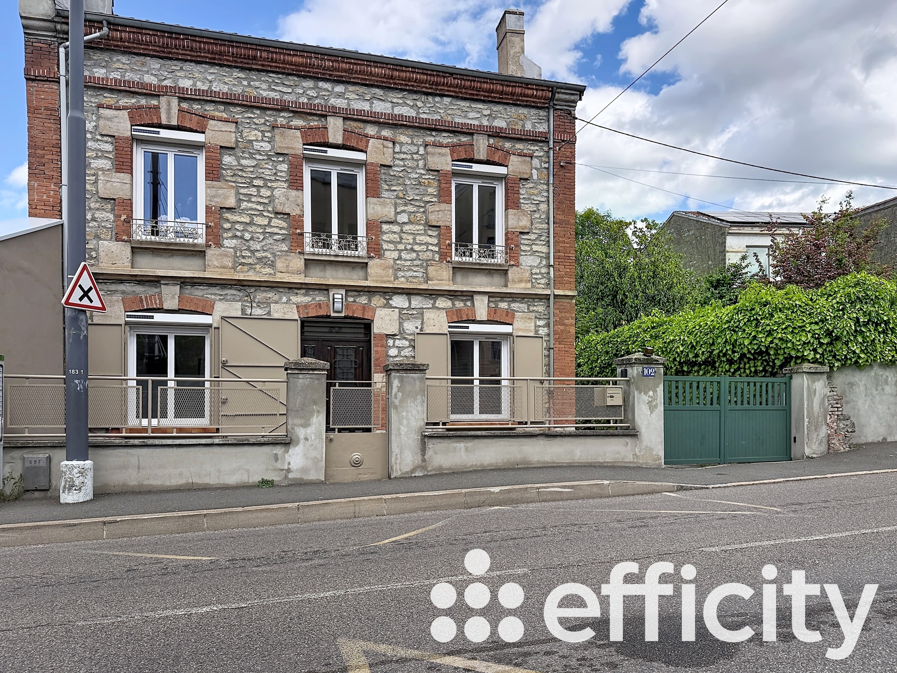 maison 5 pièces - 96m2 à Saint-Étienne (42000)