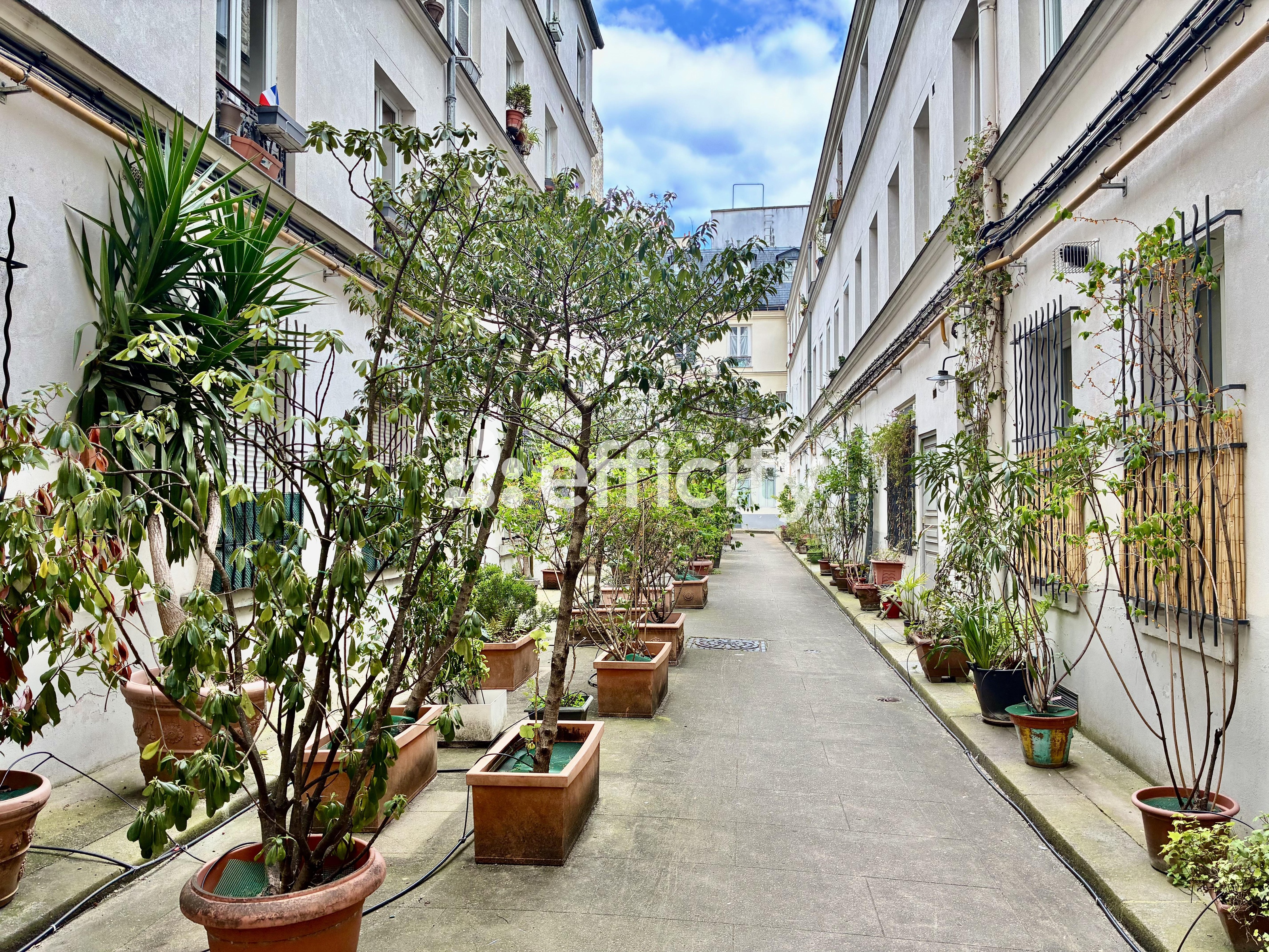 appartement 2 pièces - 45m2 à Paris (75011)