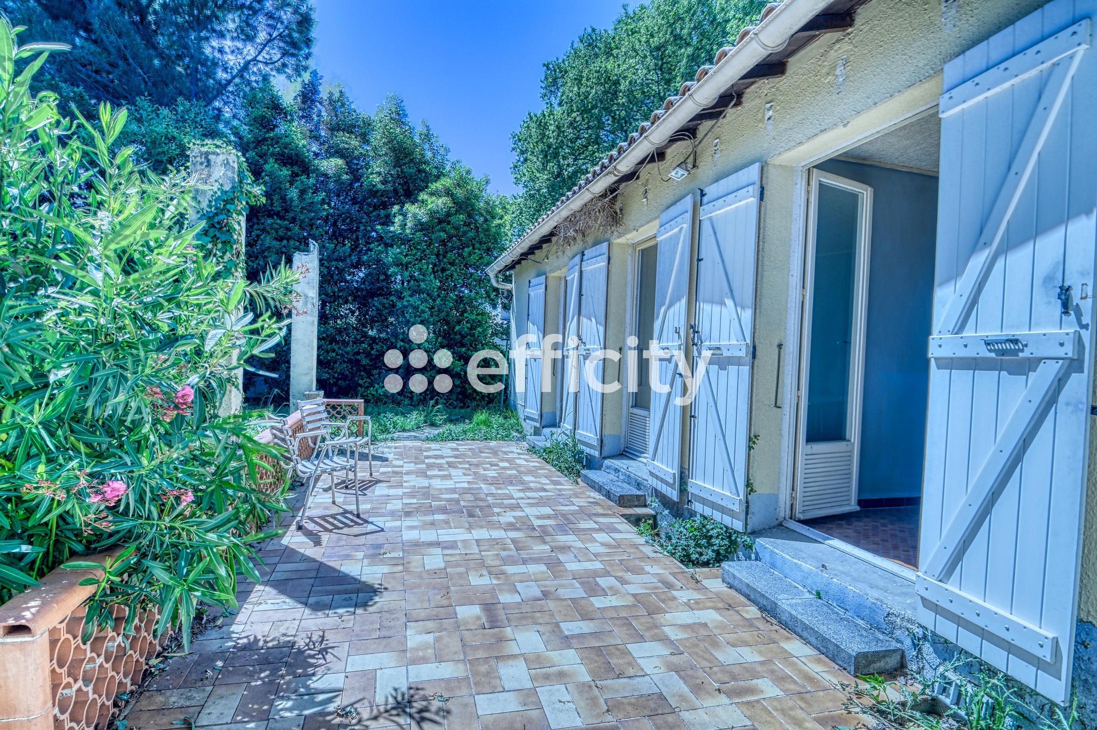 Achat immobilier Maison 5 pièces  106m2 à Avignon (84000) - Photo n°1