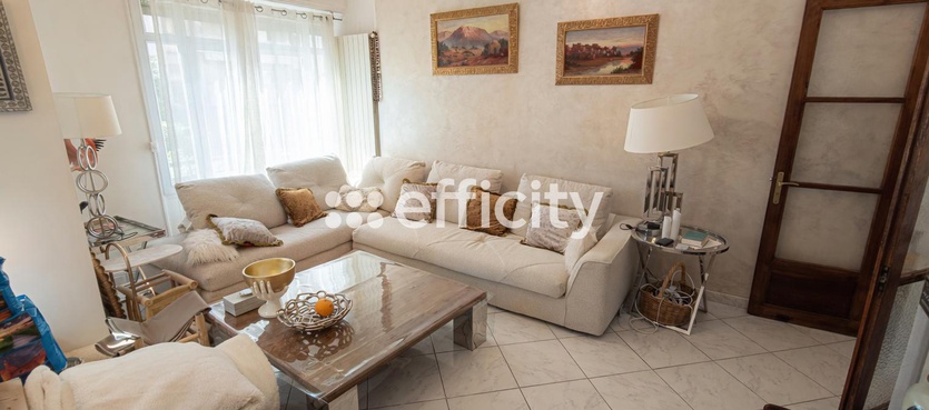 appartement 3 pièces - 85,0m2 à Marseille (13007)