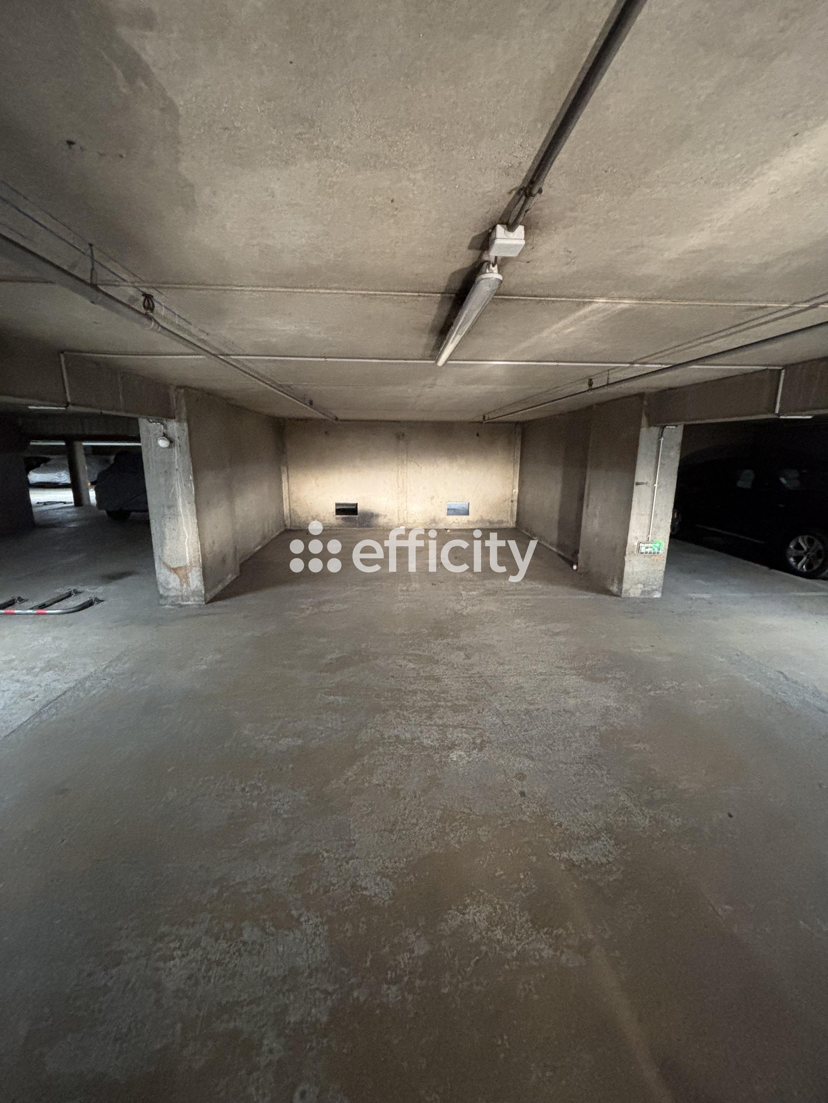 parking  - 25m2 à Courbevoie (92400)
