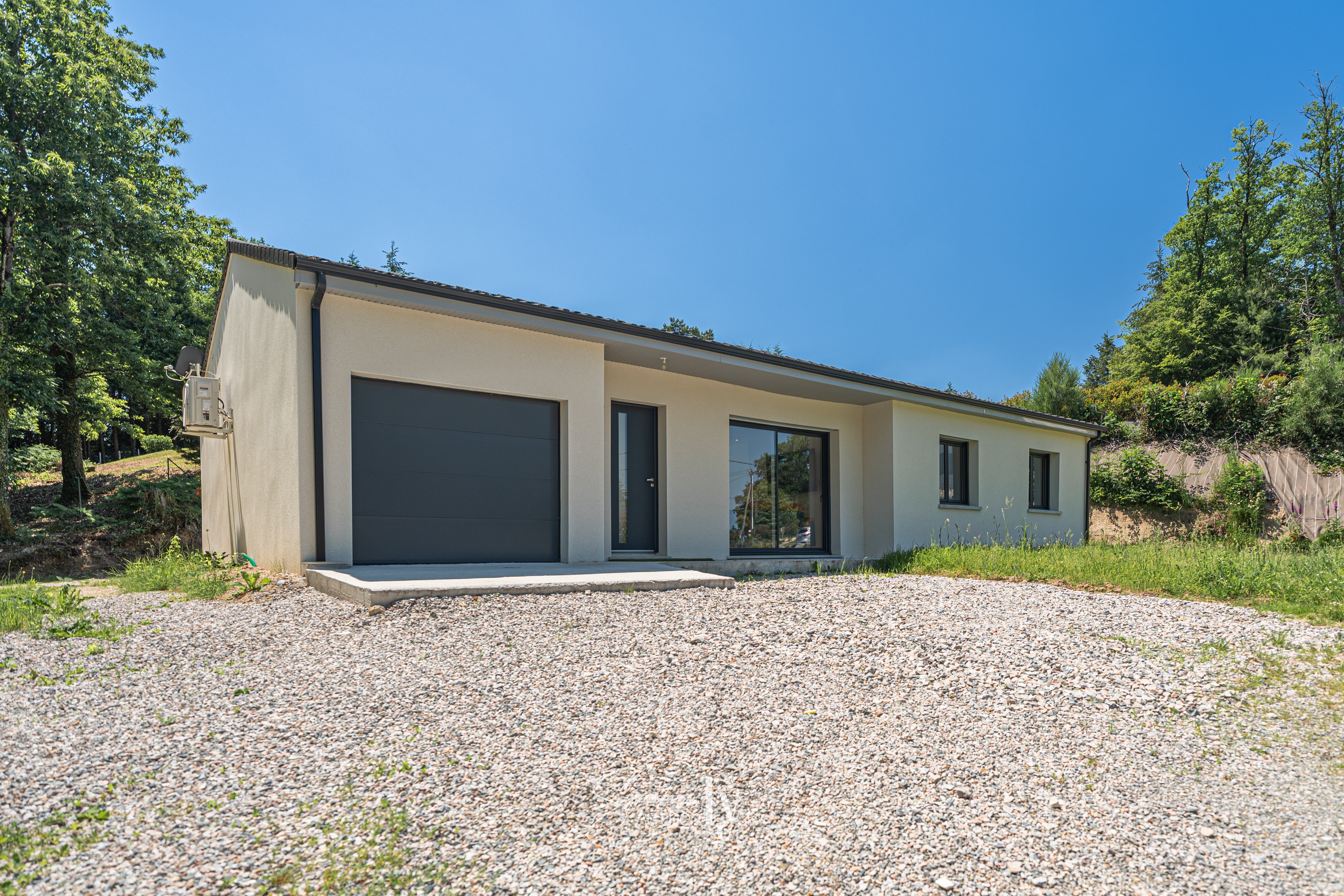 maison 4 pièces - 105m2 à Chaptelat (87270)