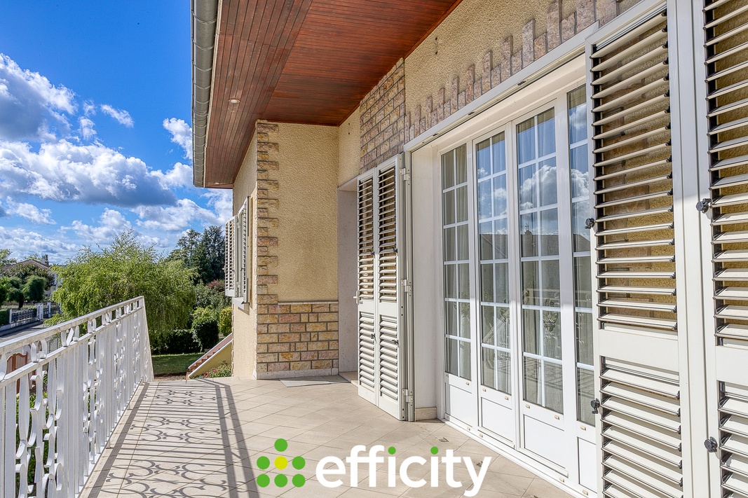 maison 7 pièces - 180m2 à Corbas (69960)