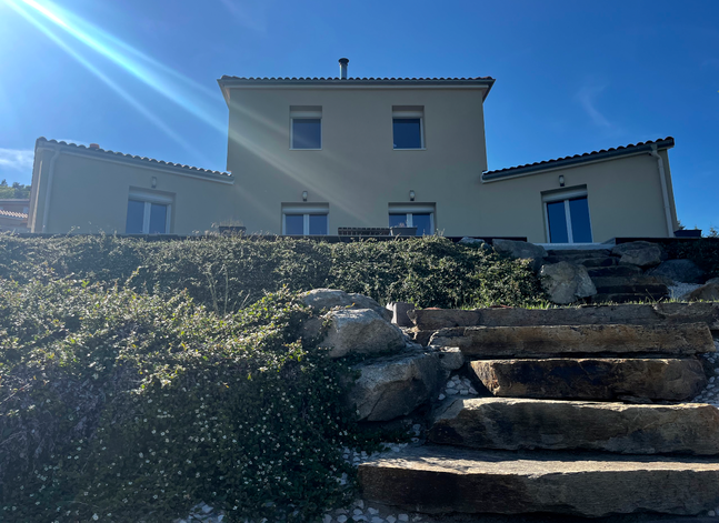 maison 7 pièces - 140m2 à Saint-Georges-en-Couzan (42990)