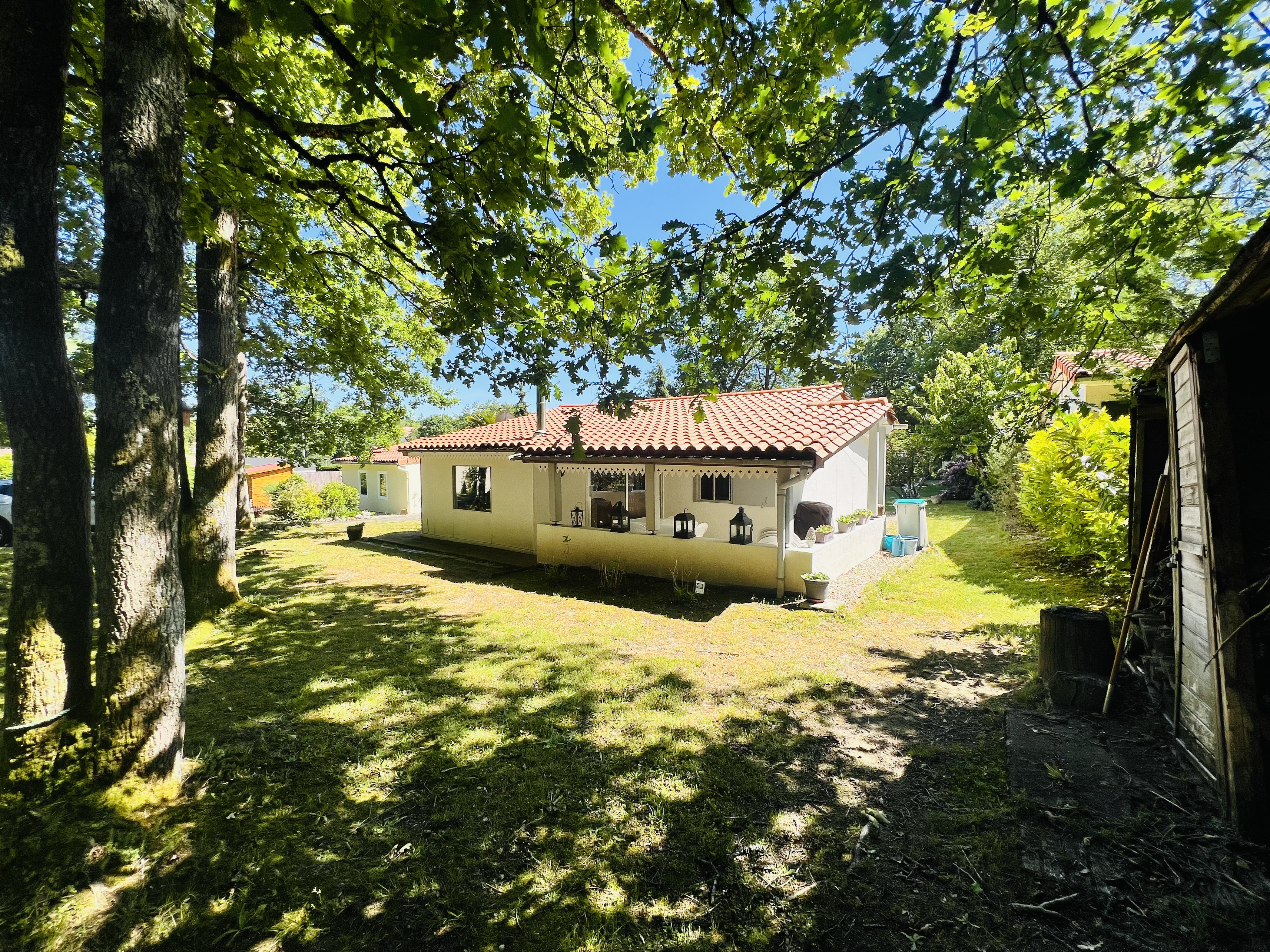 Maison - Écuras
