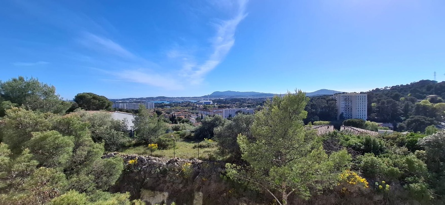 appartement 4 pièces - 69m2 à Toulon (83200)