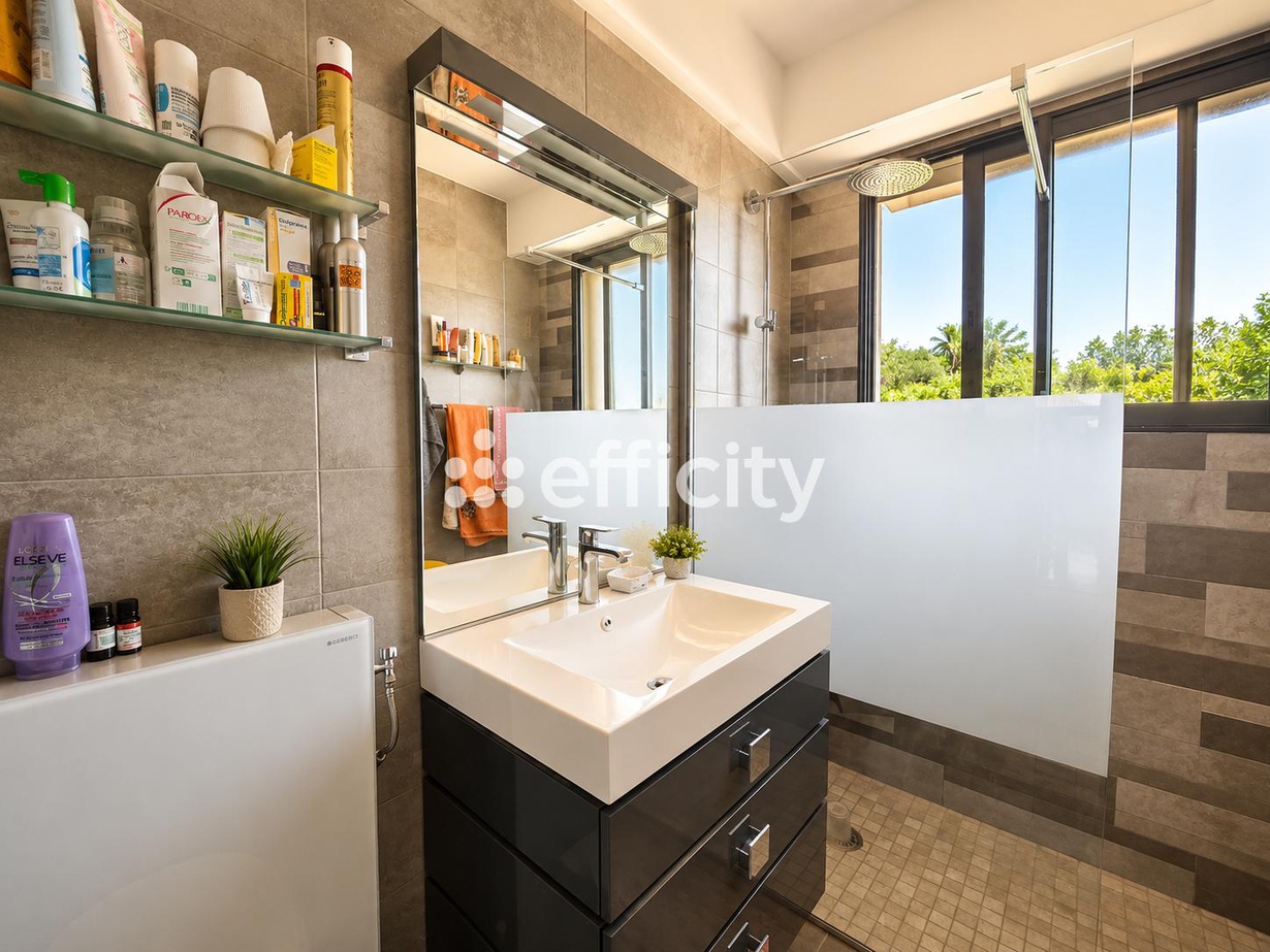 Achat immobilier Appartement 4 pièces  95m2 à Cannes (06400) - Photo n°8