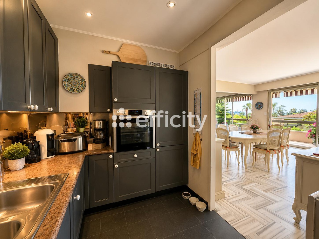 Achat immobilier Appartement 4 pièces  95m2 à Cannes (06400) - Photo n°9