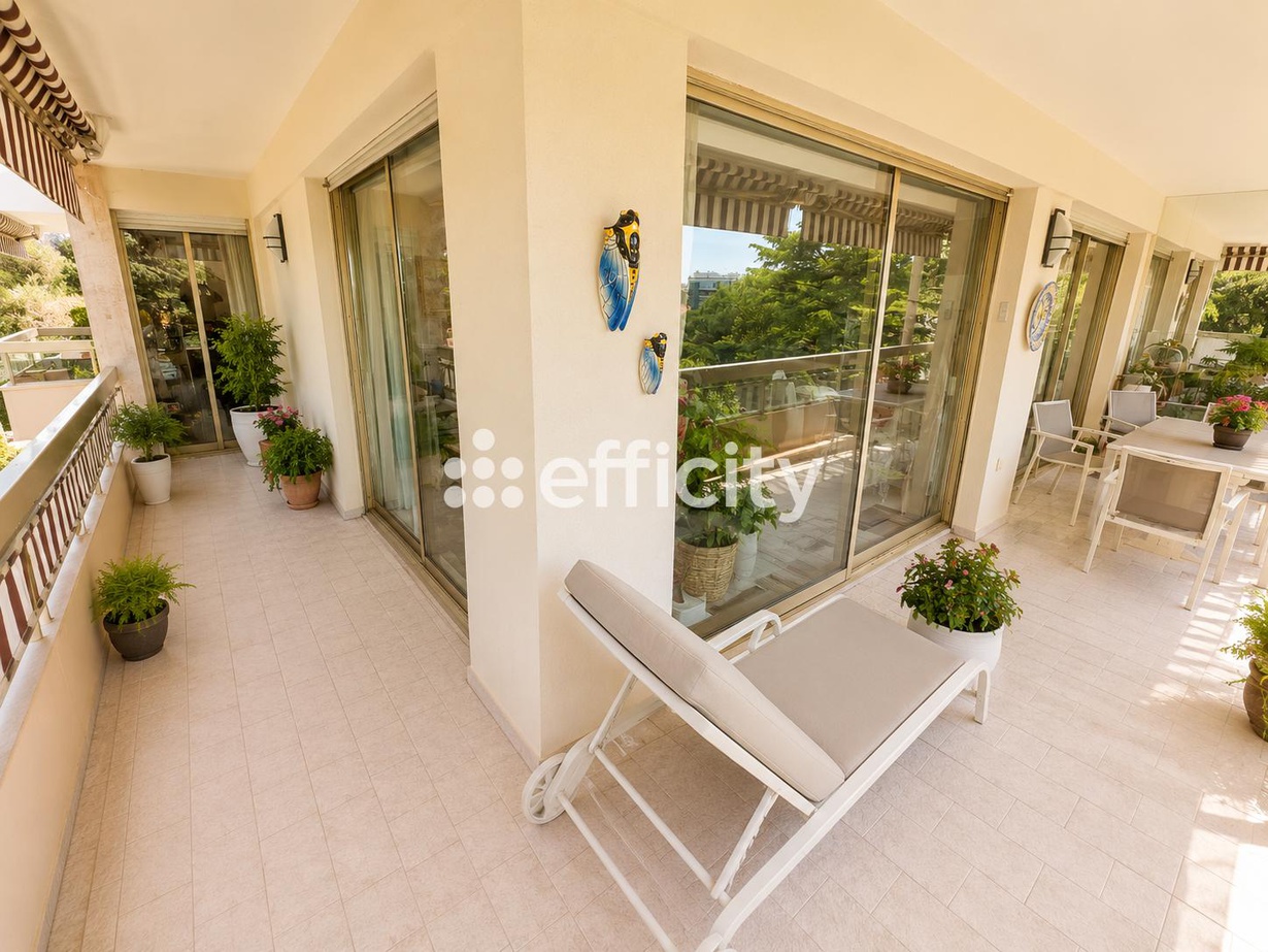 Achat immobilier Appartement 4 pièces  95m2 à Cannes (06400) - Photo n°11