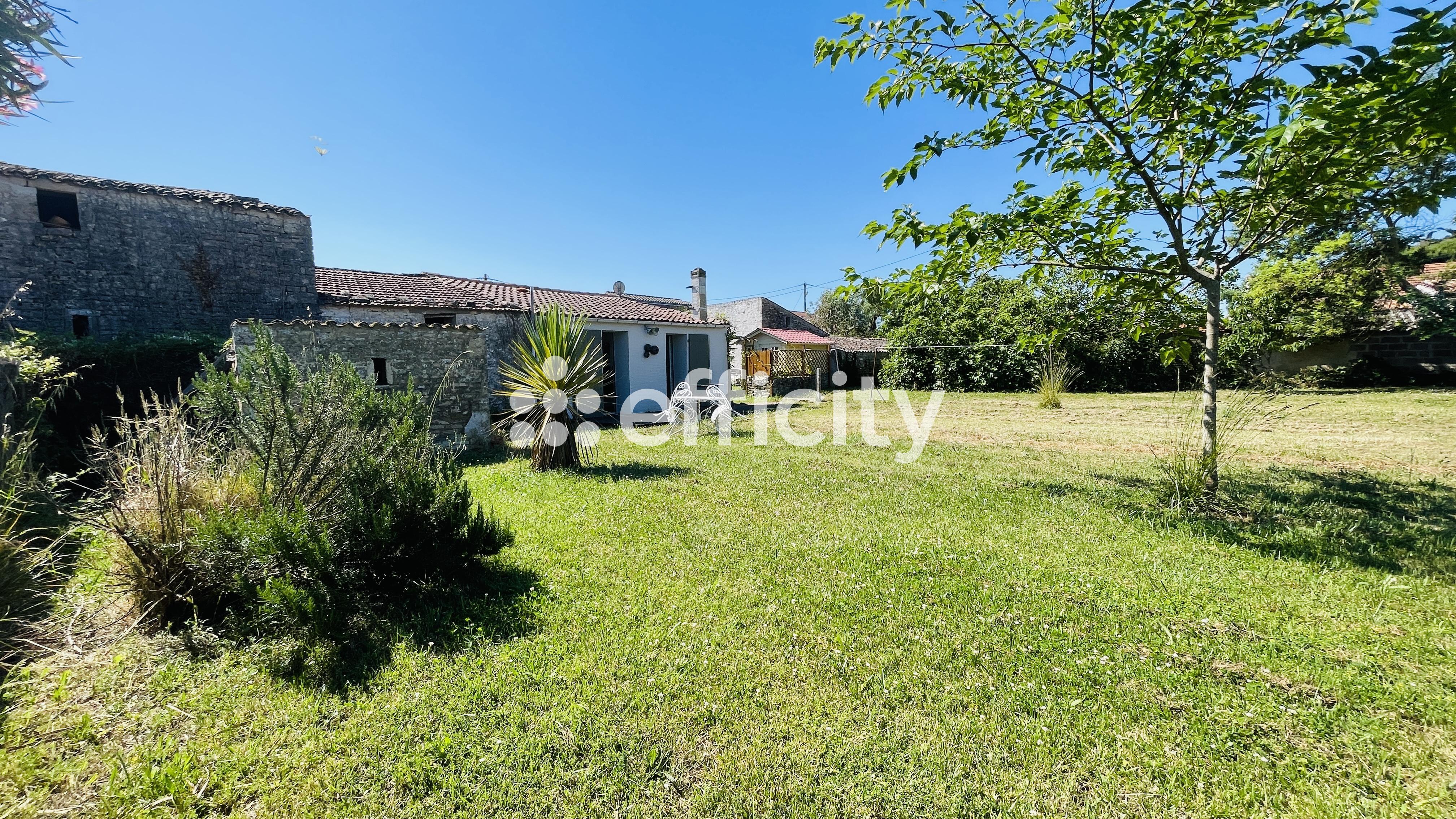 Maison 5 pièces 140 m² · à Le Château-d'Oléron · 140 m² · 314 000 €