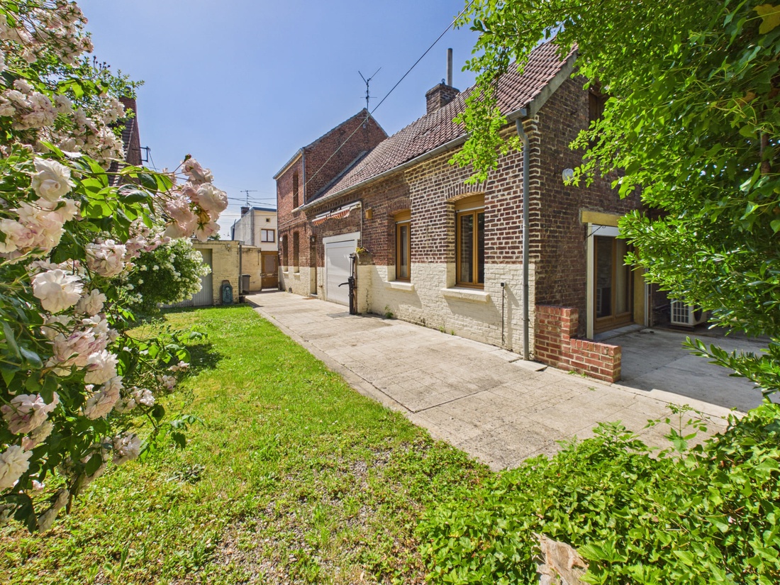 maison 5 pièces - 109m2 à Douchy-les-Mines (59282)