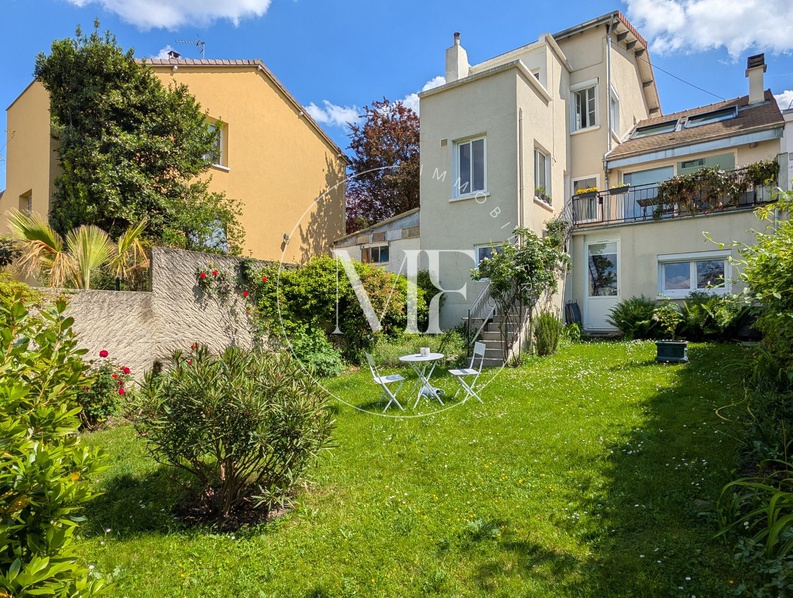 maison 8 pièces - 170m2 à Nanterre (92000)
