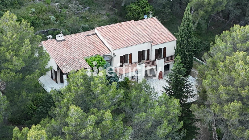 maison 6 pièces - 180m2 à Rognes (13840)