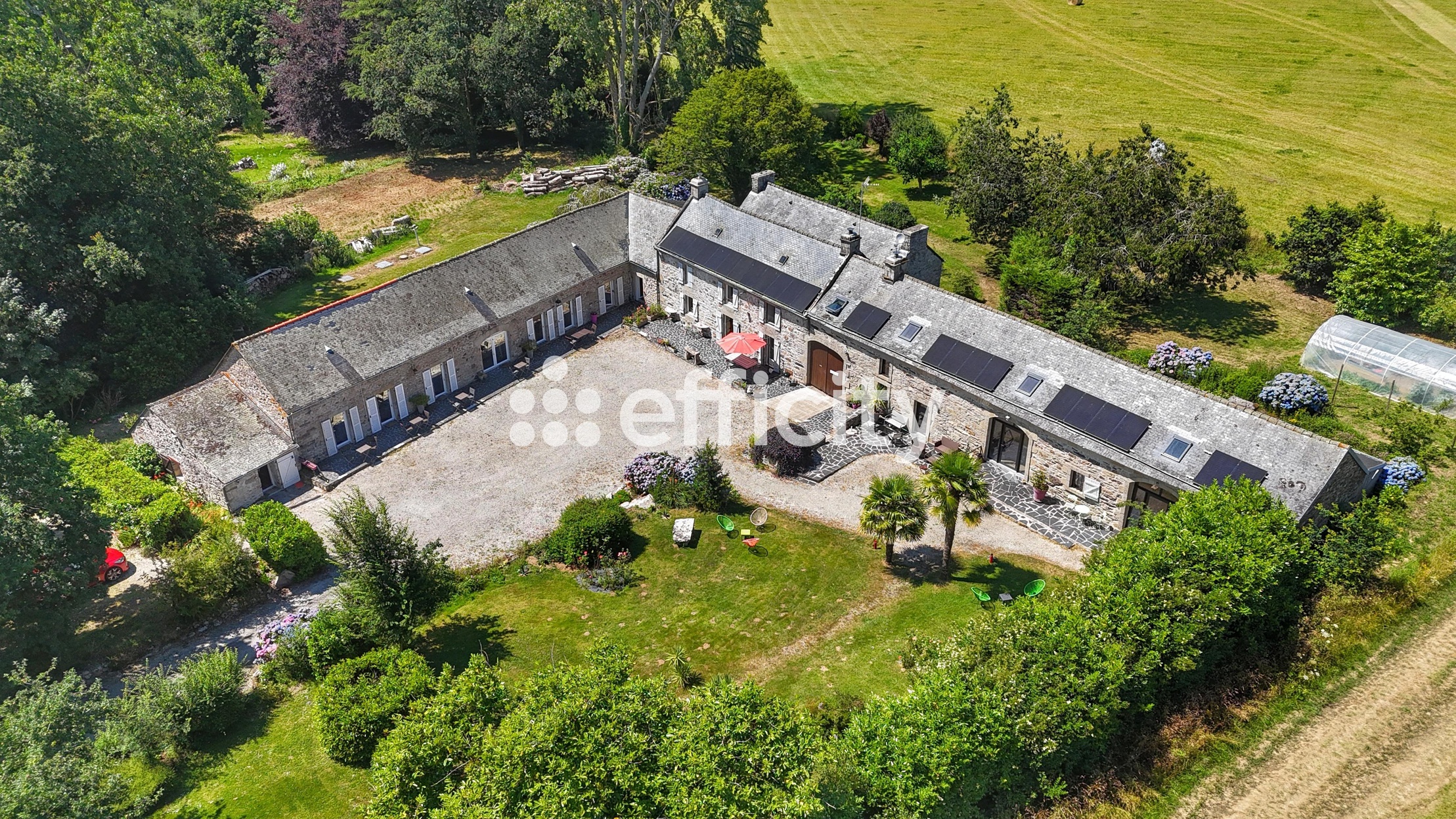 maison 20 pièces - 466m2 à Plomodiern (29550)