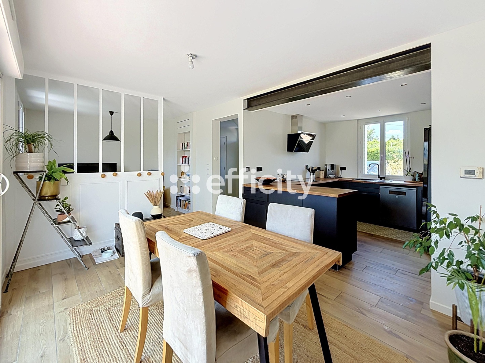 maison 4 pièces - 77m2 à Tours (37100)