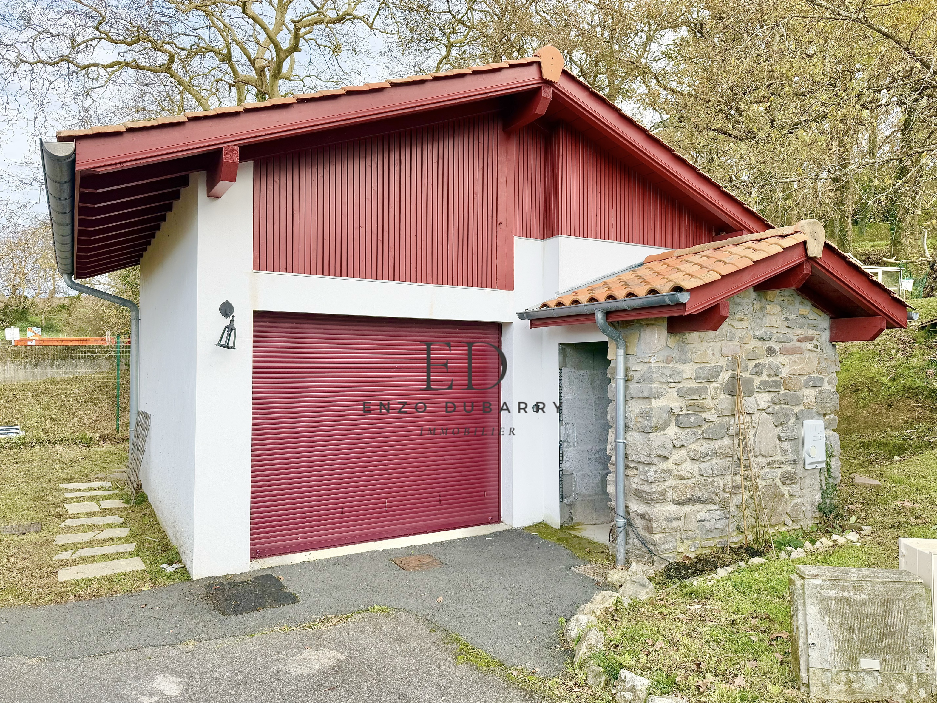 parking  - 22m2 à Saint-Jean-de-Luz (64500)