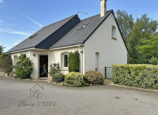 maison 5 pièces - 137m2 à Saint-Antoine-du-Rocher (37360)