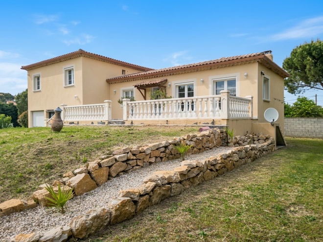 maison 5 pièces - 108m2 à Pont-Saint-Esprit (30130)