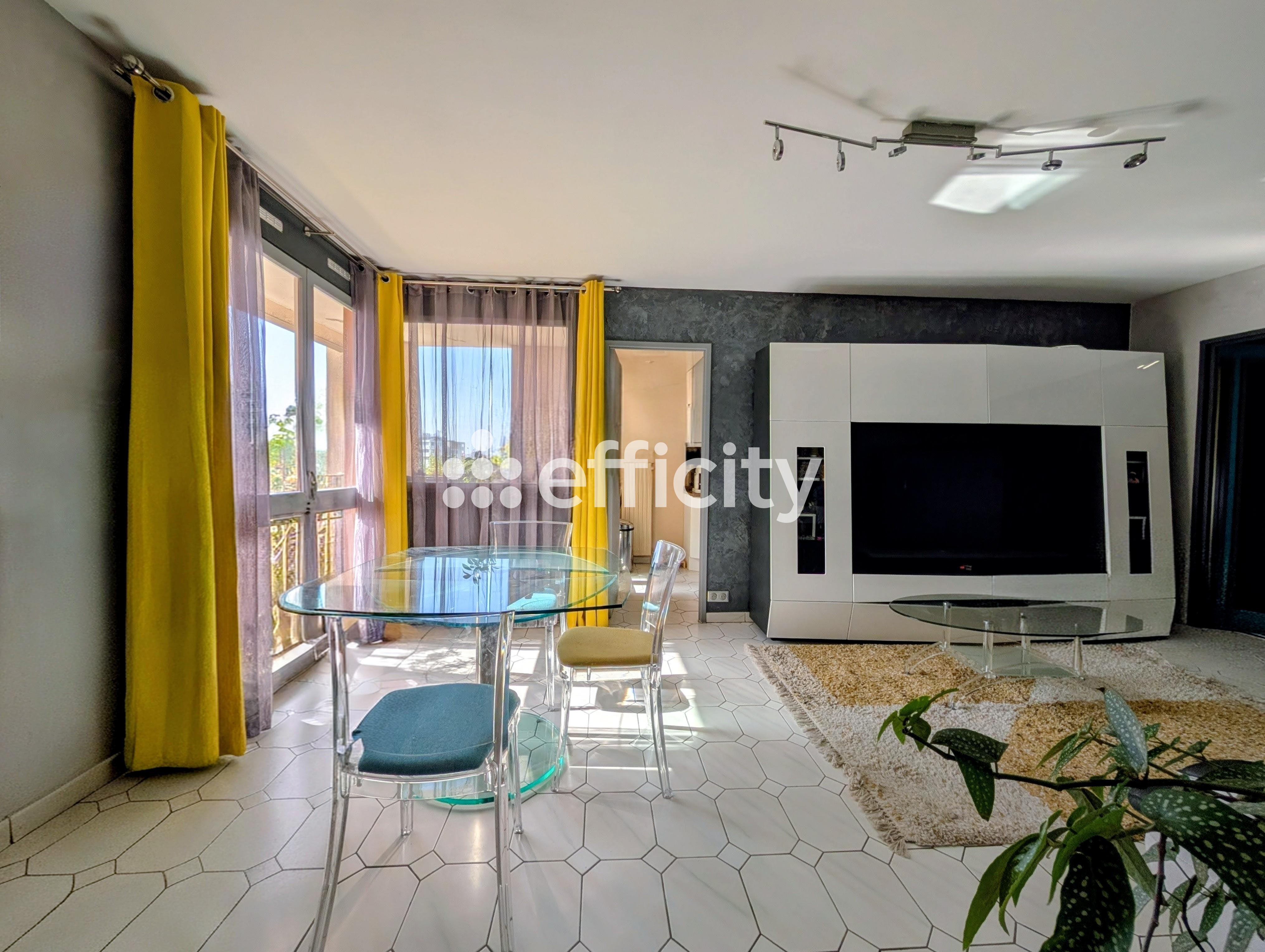 Appartement 5 pièces 100 m² · à Enghien-les-Bains · 100 m² · 275 000 €