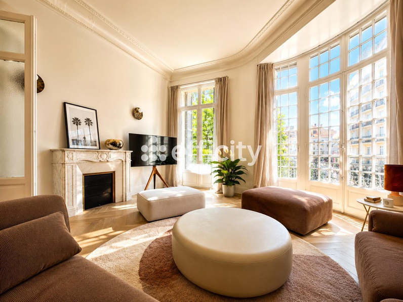 appartement 5 pièces - 125m2 à Cannes (06400)