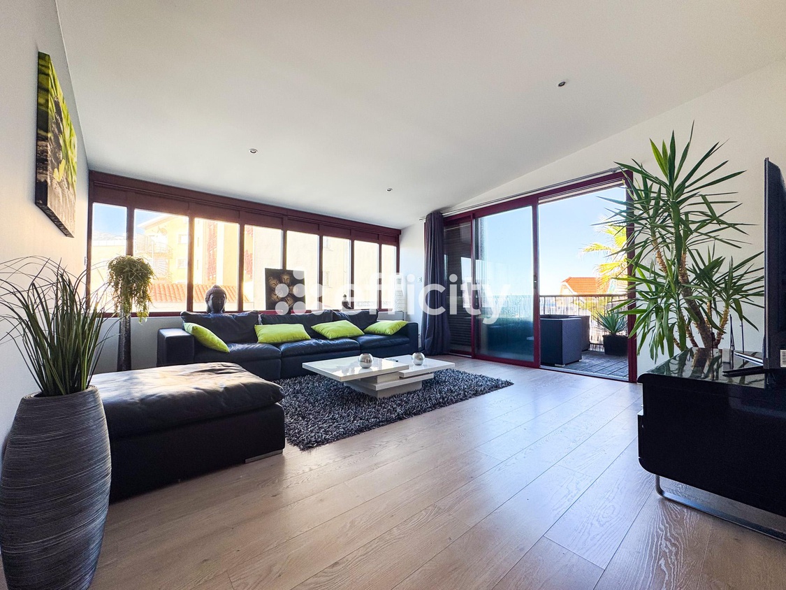 appartement 2 pièces - 61,0m2 à Lacanau (33680)